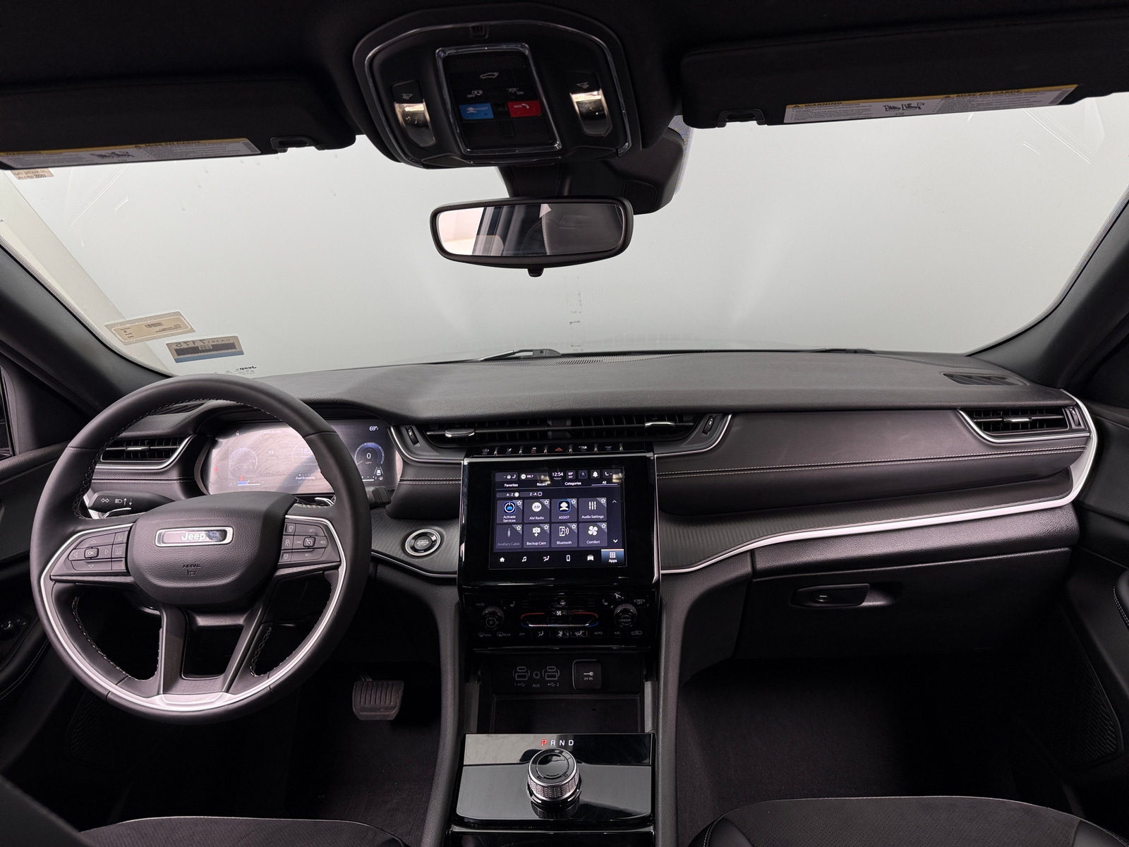 Thumbnail: 2023 Jeep Grand Cherokee L - 2
