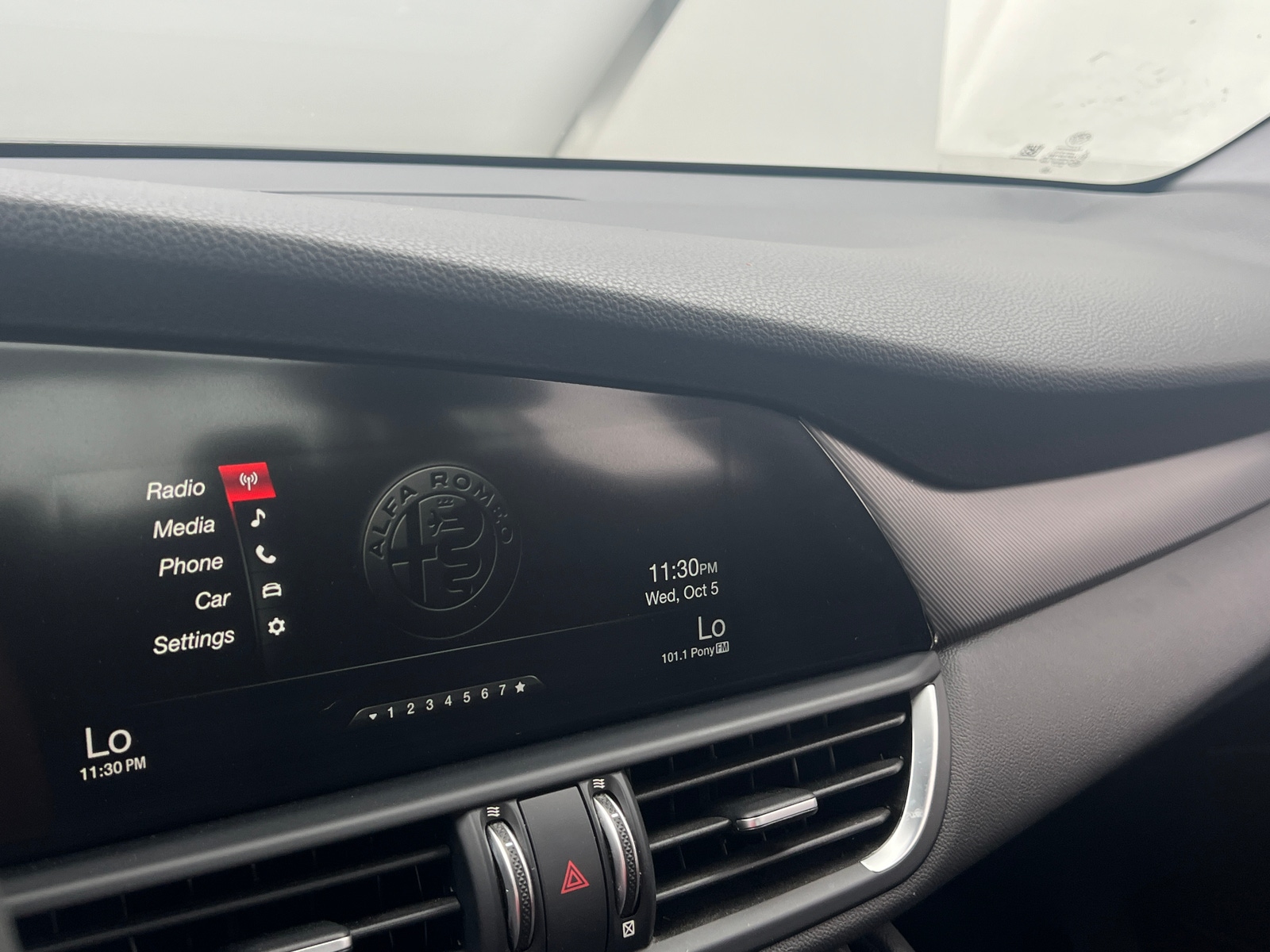 Thumbnail: 2019 Alfa Romeo Giulia - 3