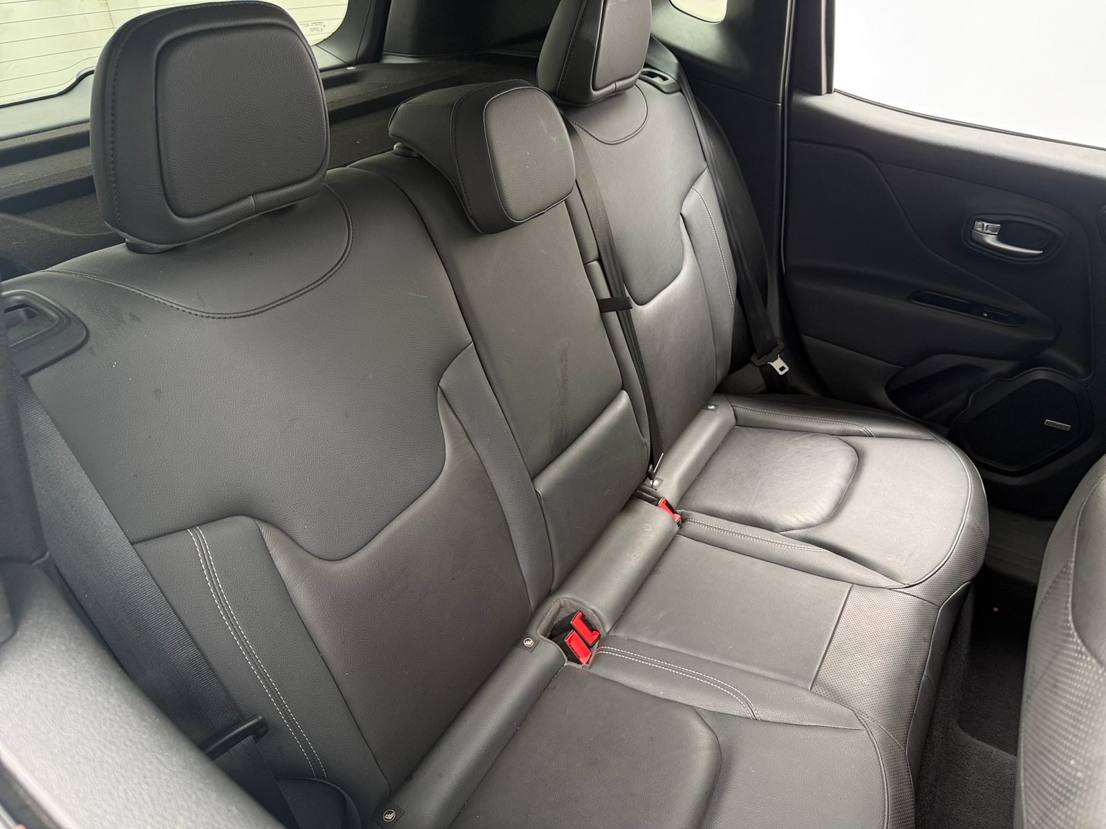 Thumbnail: 2021 Jeep Renegade - 5