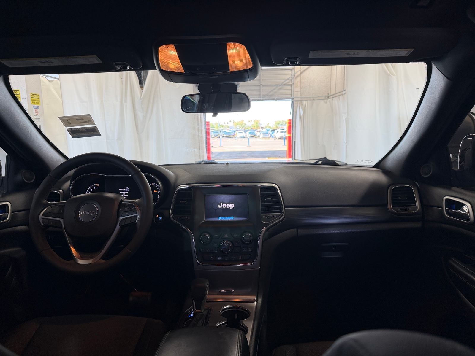 Thumbnail: 2019 Jeep Grand Cherokee - 3
