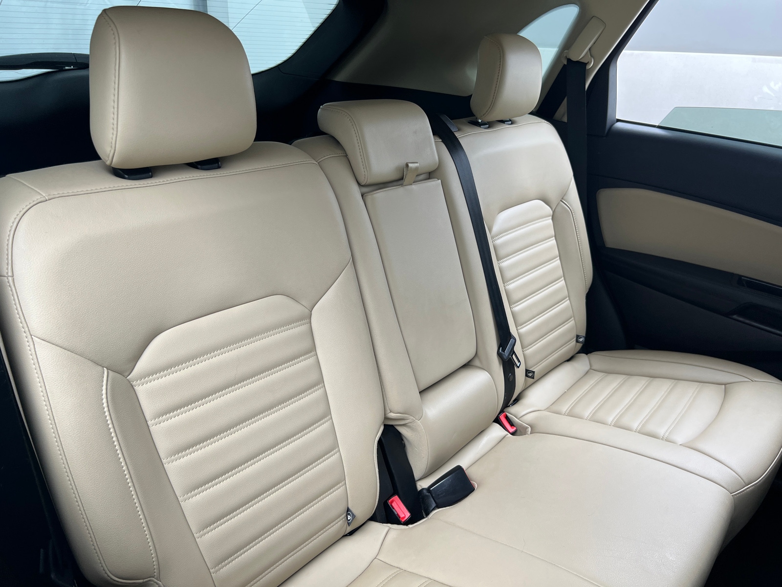 Thumbnail: 2019 Ford Edge - 6
