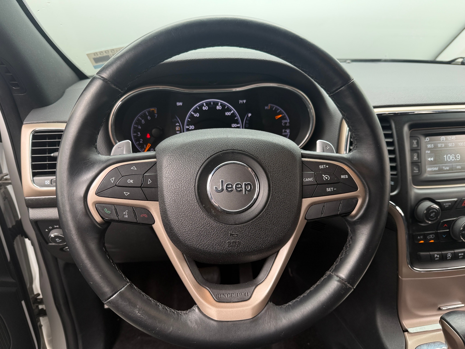 Thumbnail: 2017 Jeep Grand Cherokee - 5