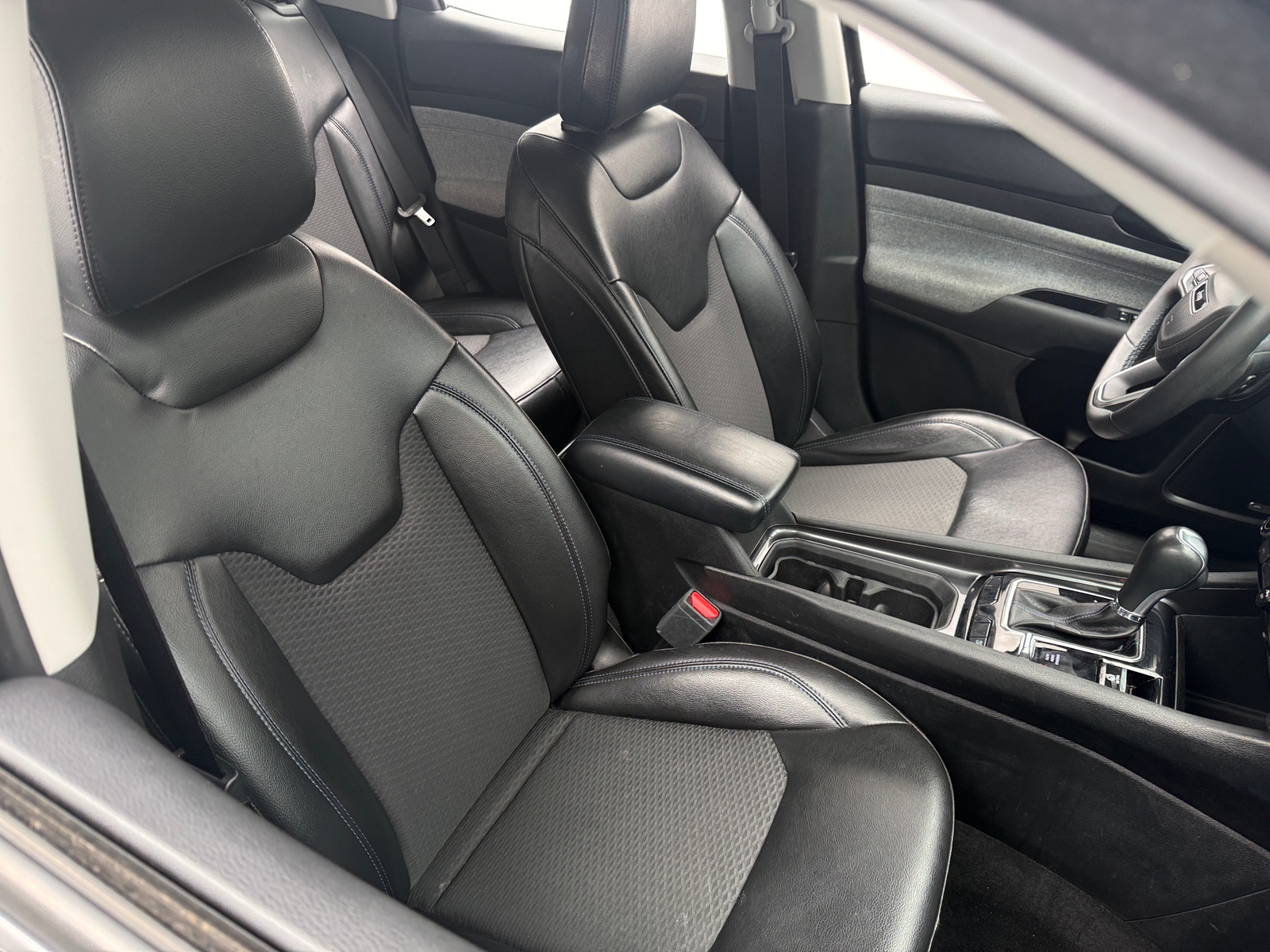 Thumbnail: 2022 Jeep Compass - 2
