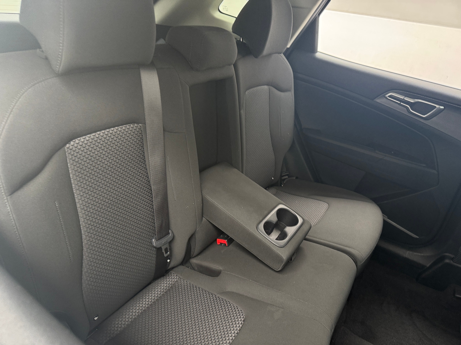 Thumbnail: 2025 Kia Sportage - 6