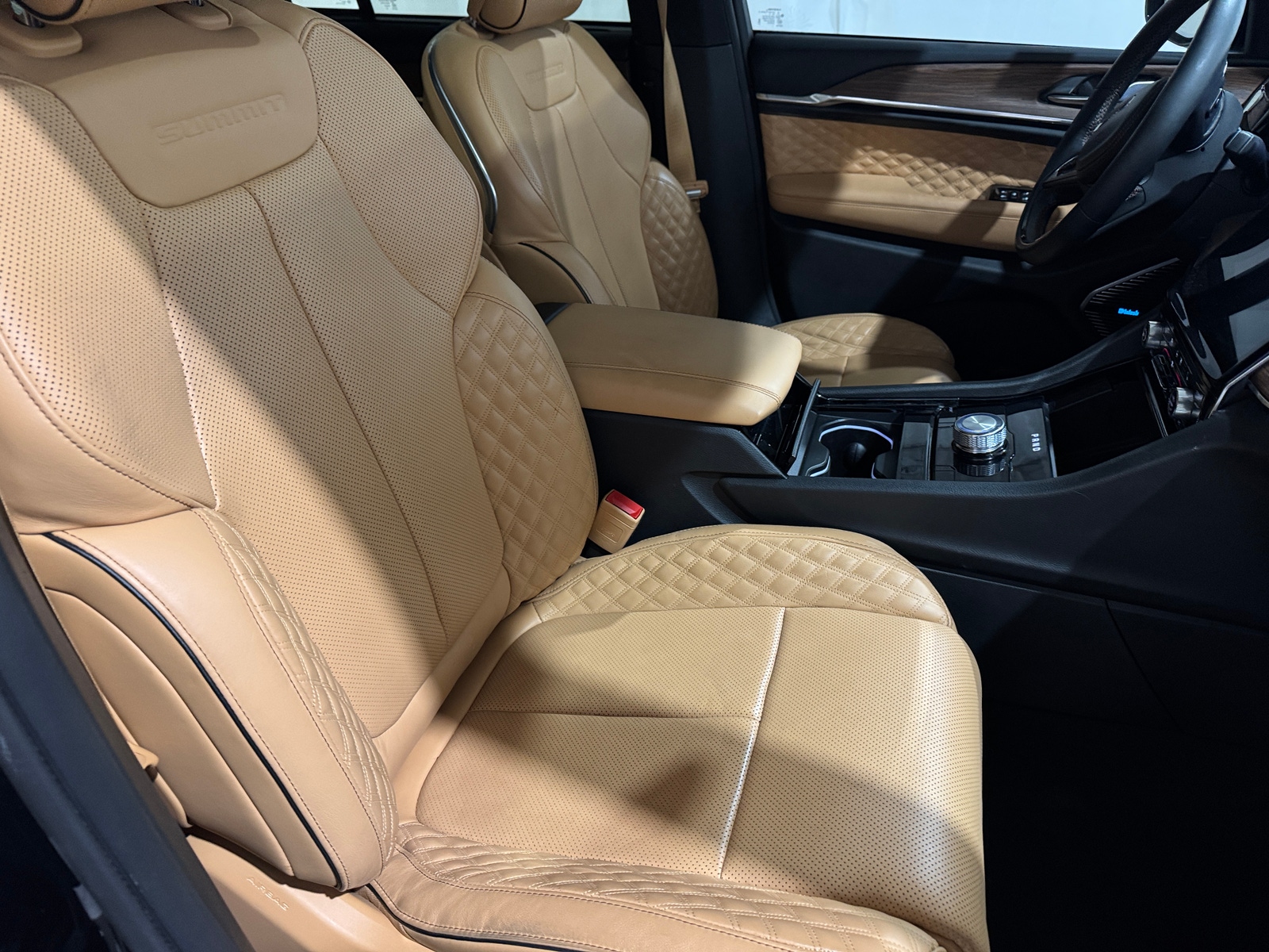 Thumbnail: 2023 Jeep Grand Cherokee - 2