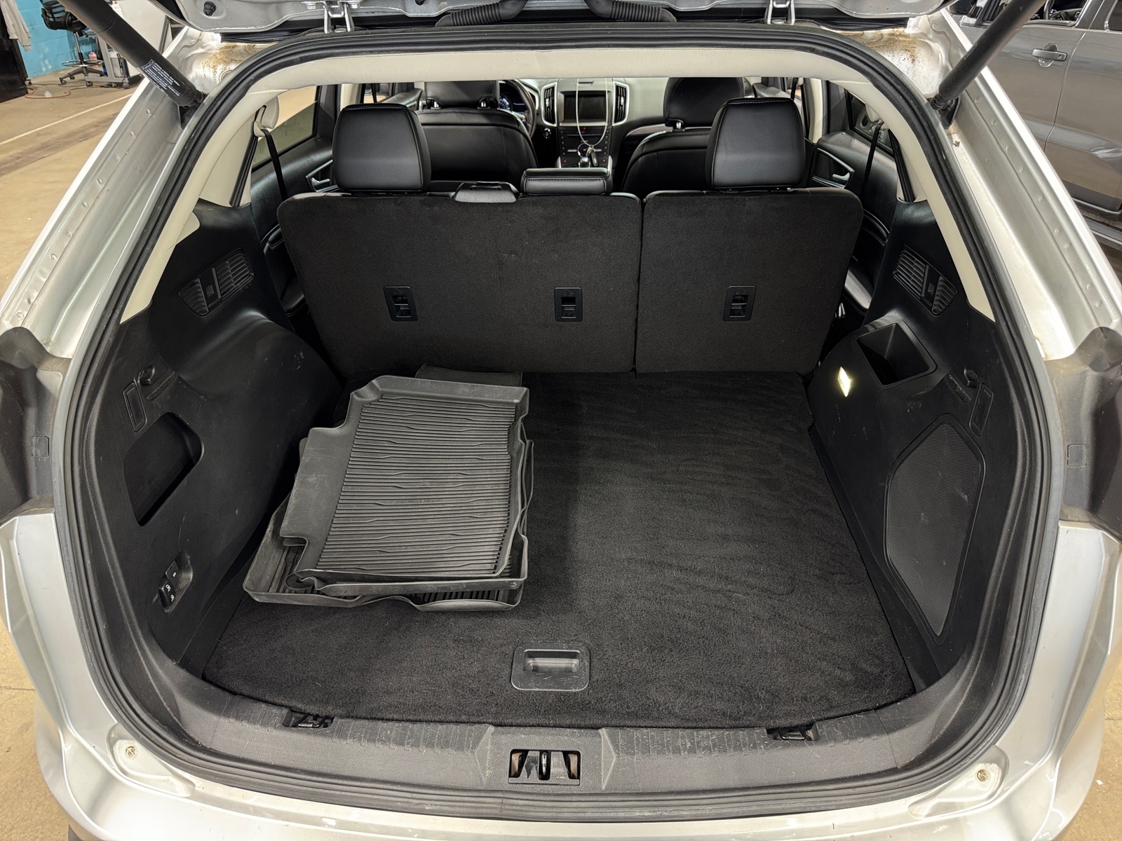 Thumbnail: 2015 Ford Edge - 6
