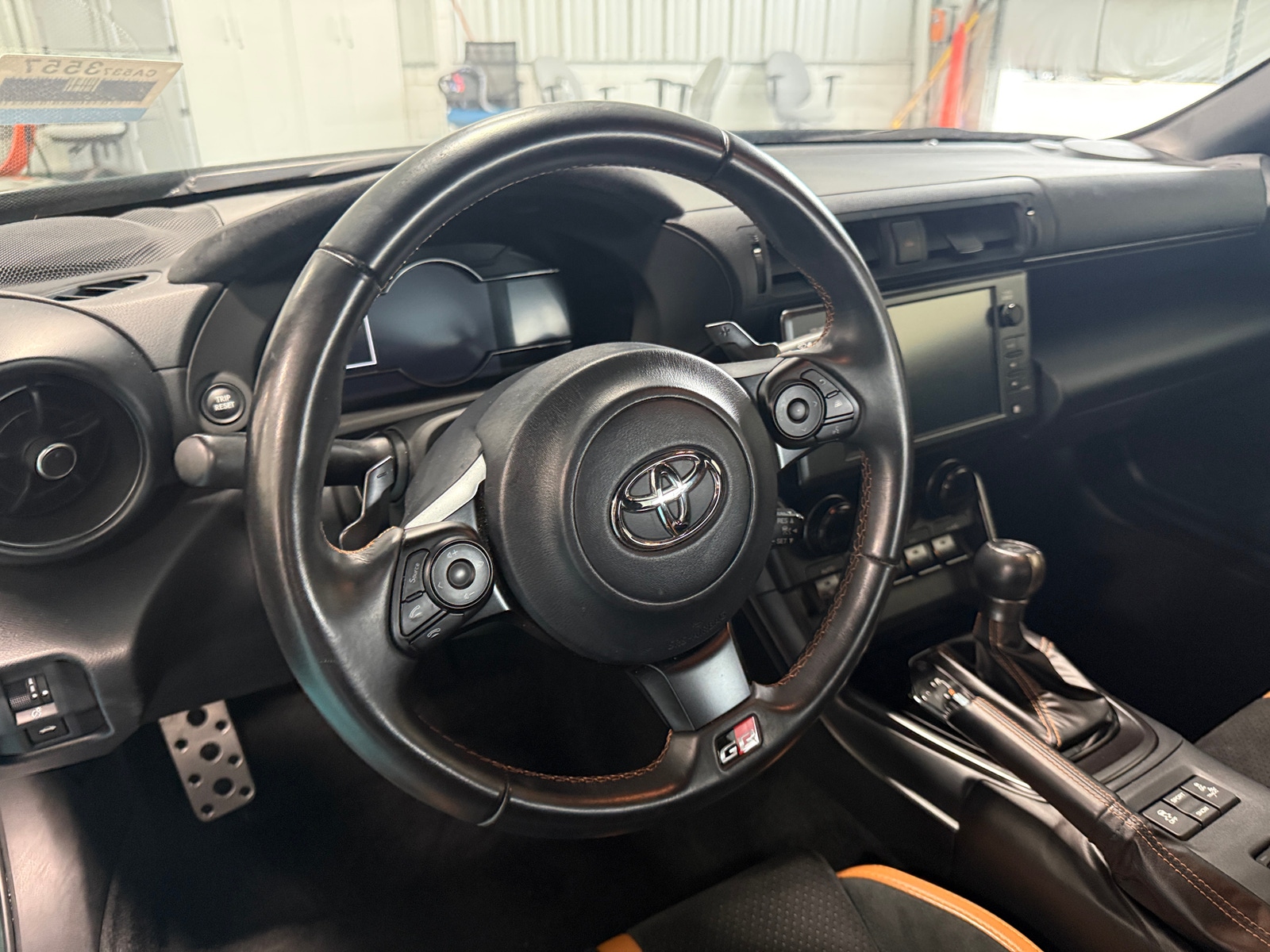 Thumbnail: 2025 Toyota GR86 - 3