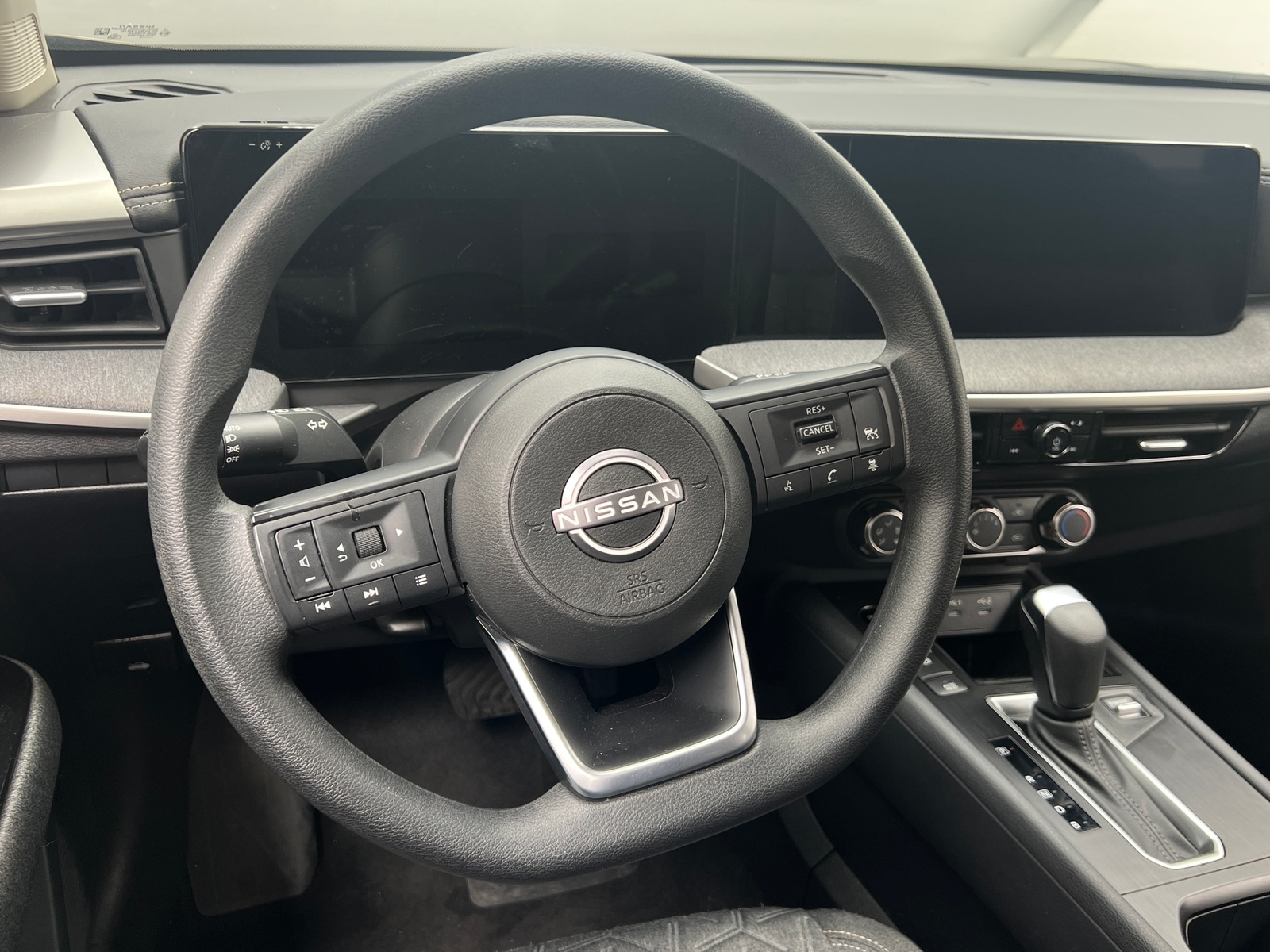 Thumbnail: 2025 Nissan Kicks - 5