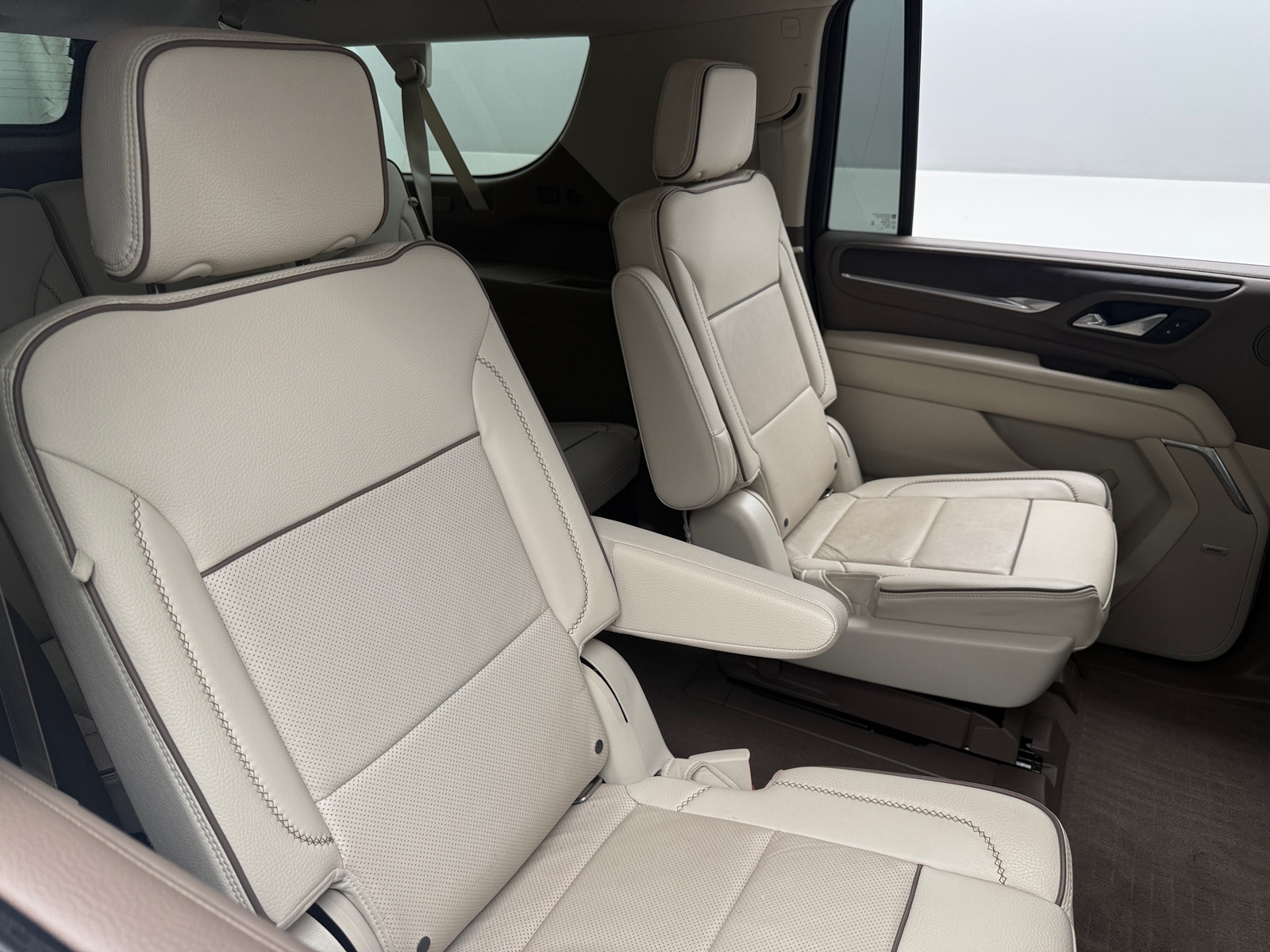 Thumbnail: 2021 GMC Yukon XL - 5