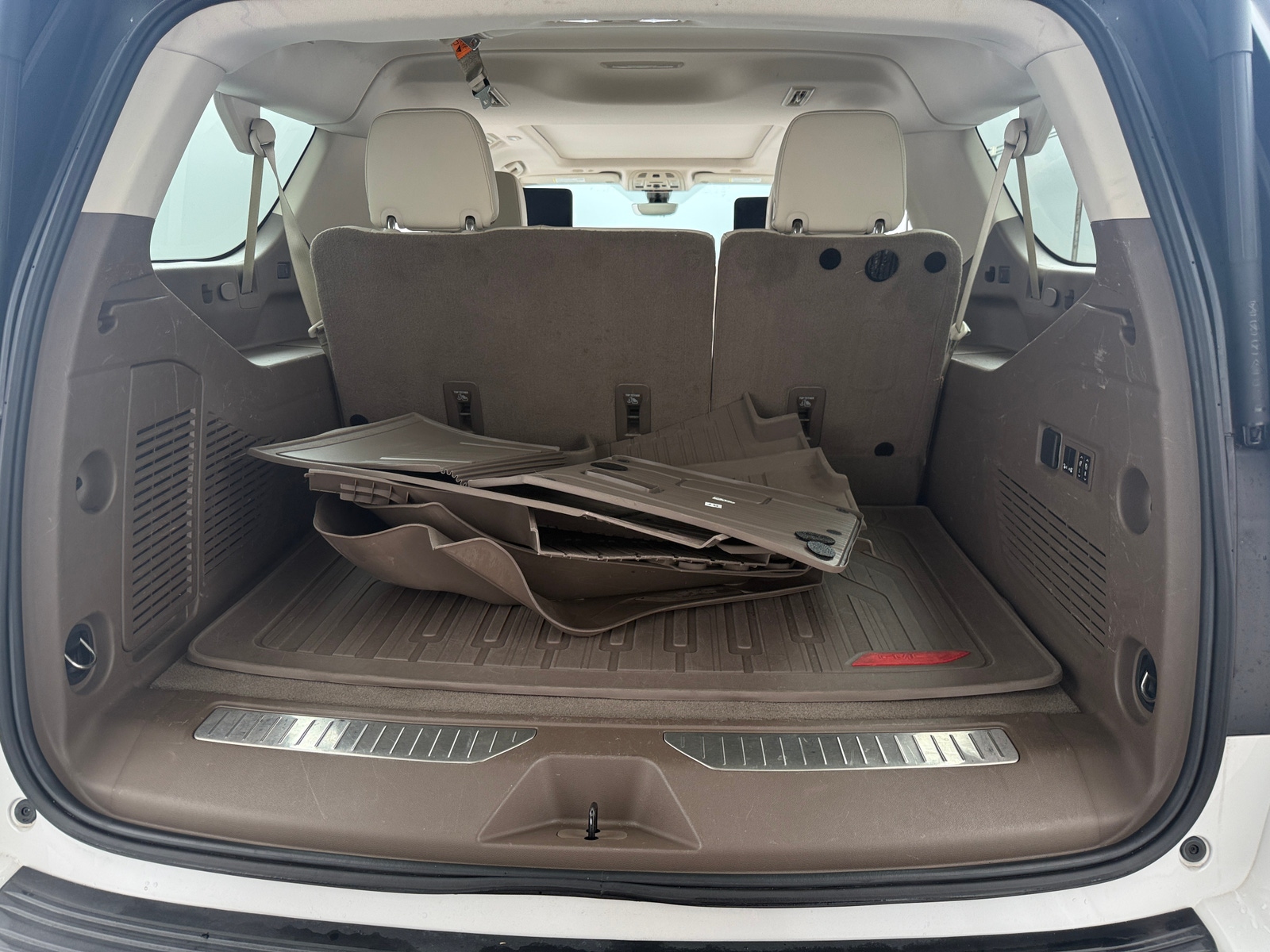 Thumbnail: 2021 GMC Yukon XL - 6