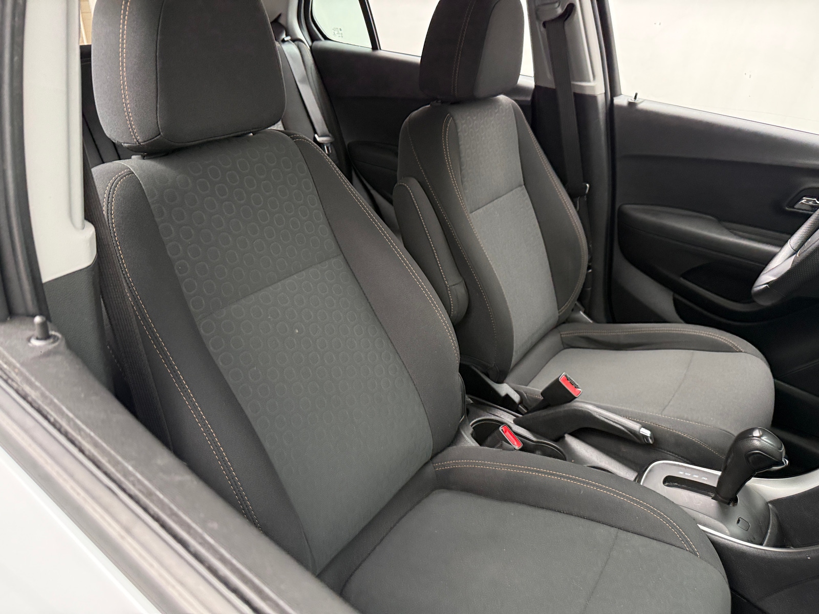 Thumbnail: 2019 Chevrolet Trax - 2