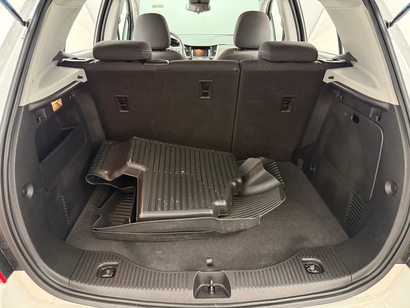 Thumbnail: 2019 Chevrolet Trax - 7