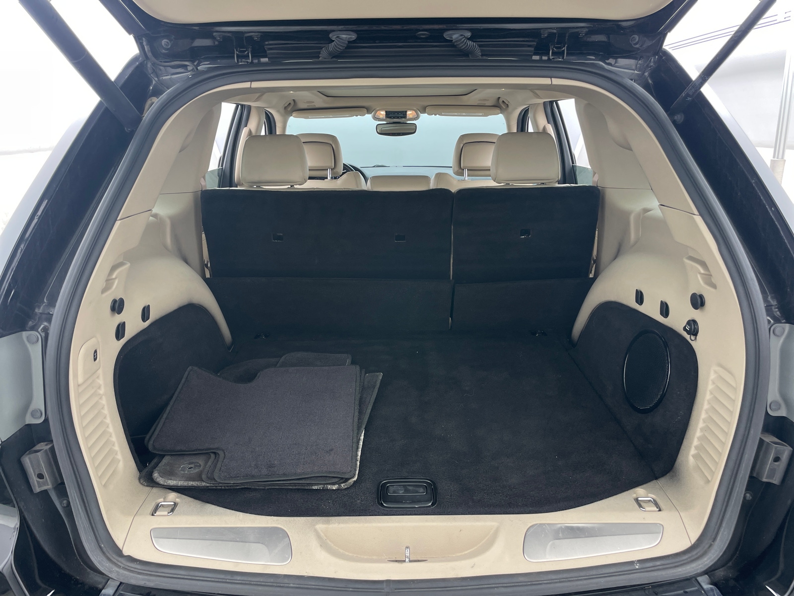 Thumbnail: 2018 Jeep Grand Cherokee - 6