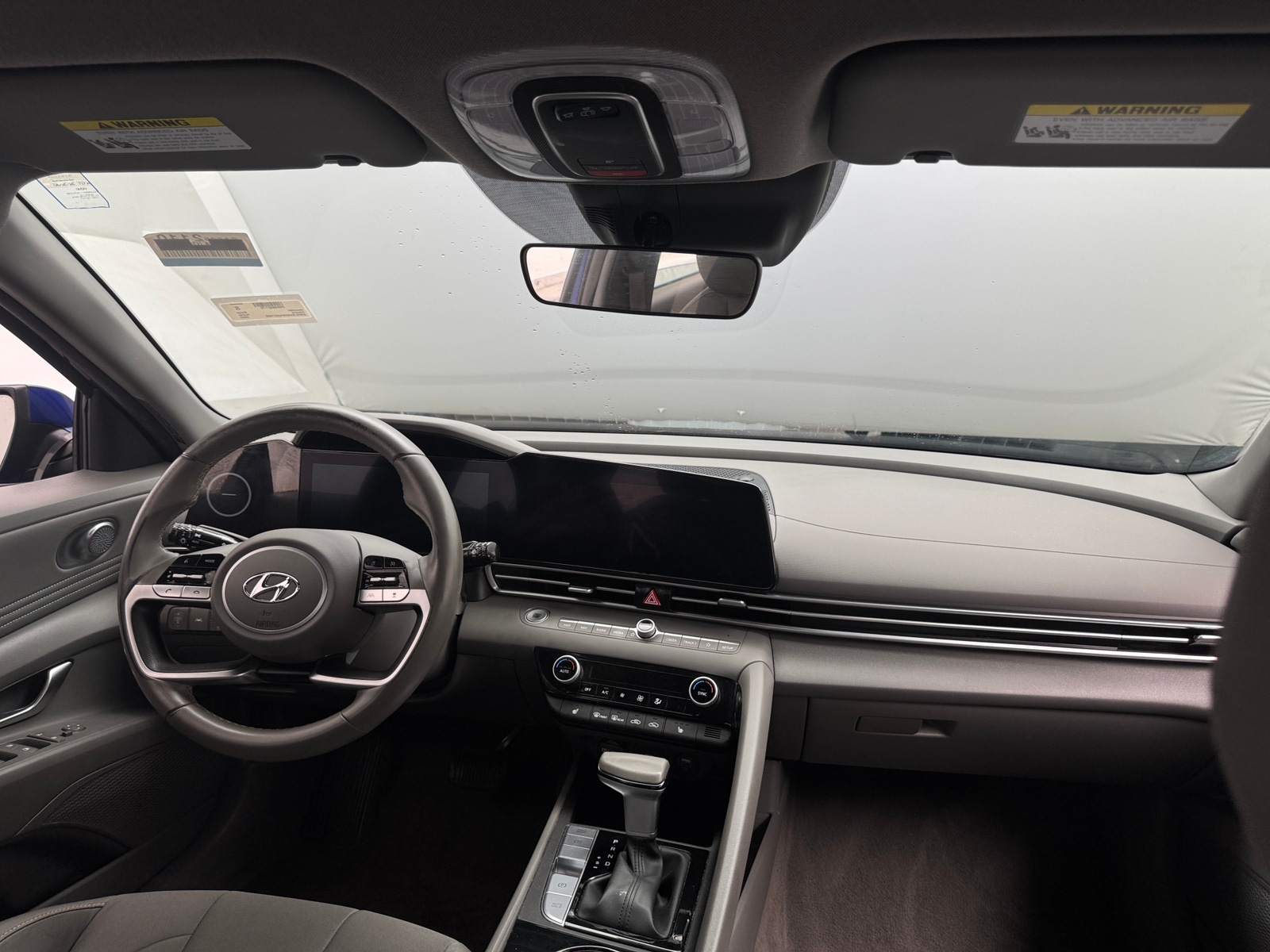 Thumbnail: 2023 Hyundai Elantra - 3