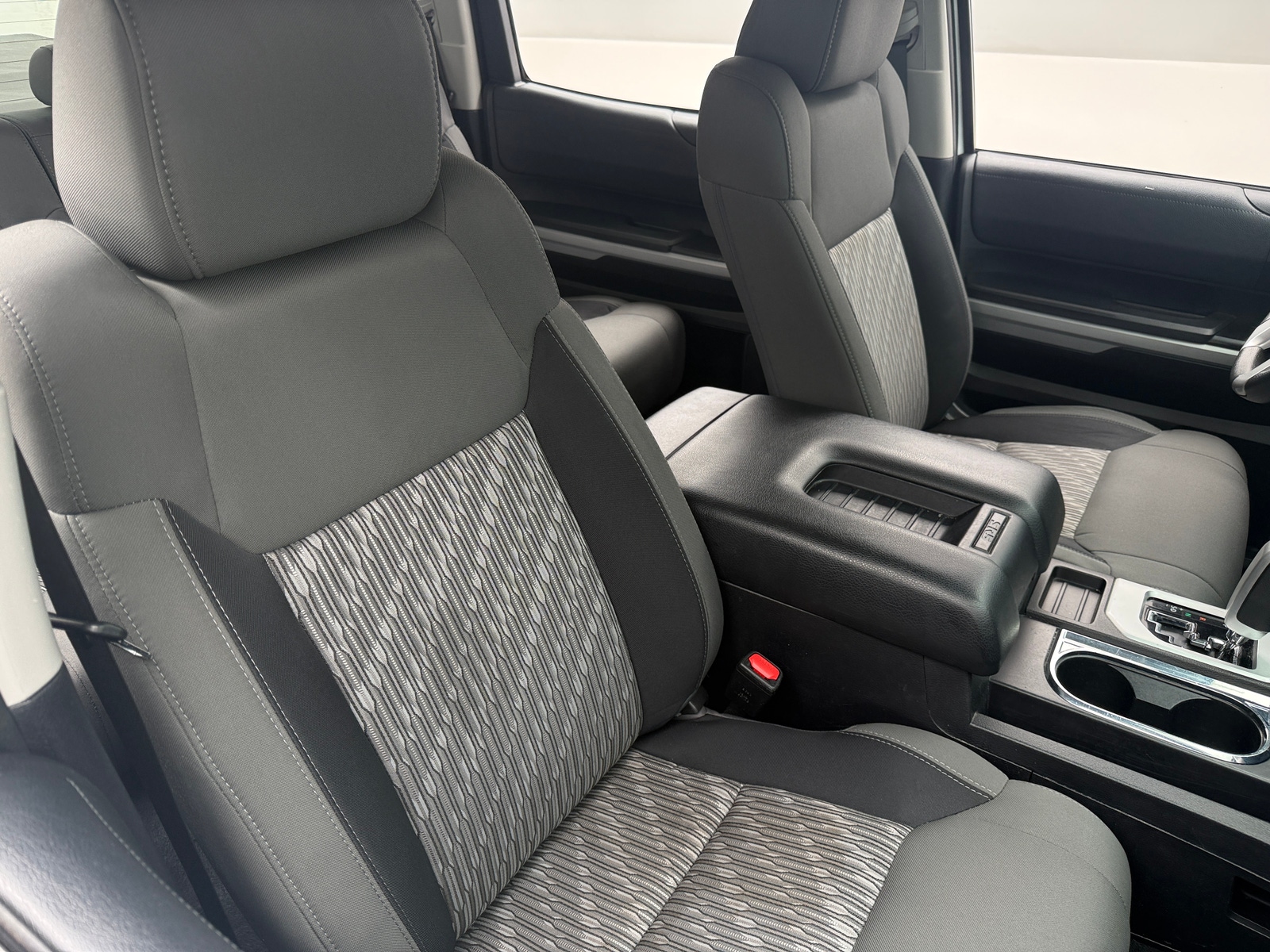 Thumbnail: 2021 Toyota Tundra - 2