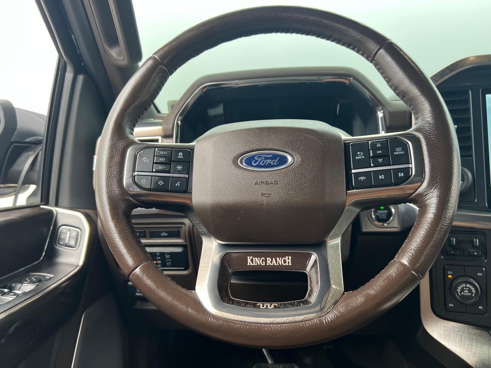Thumbnail: 2022 Ford Econoline - 4