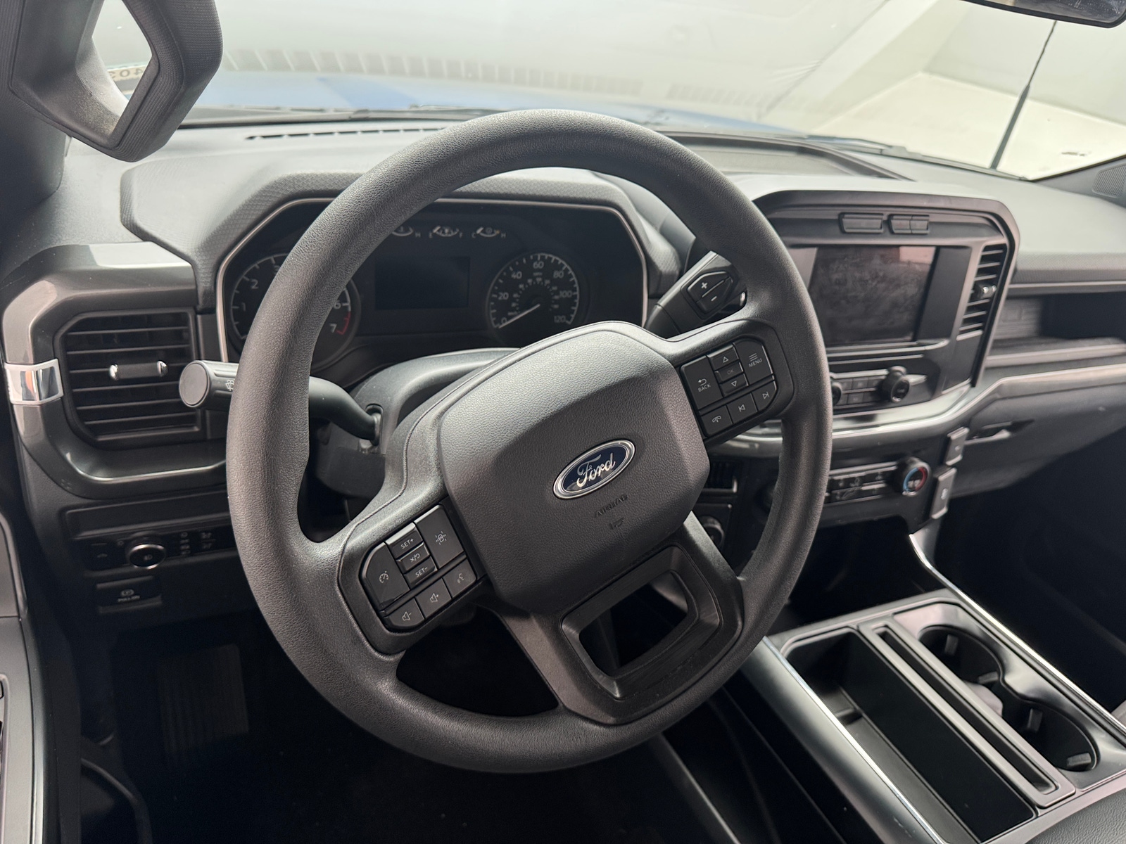 Thumbnail: 2023 Ford Econoline - 5