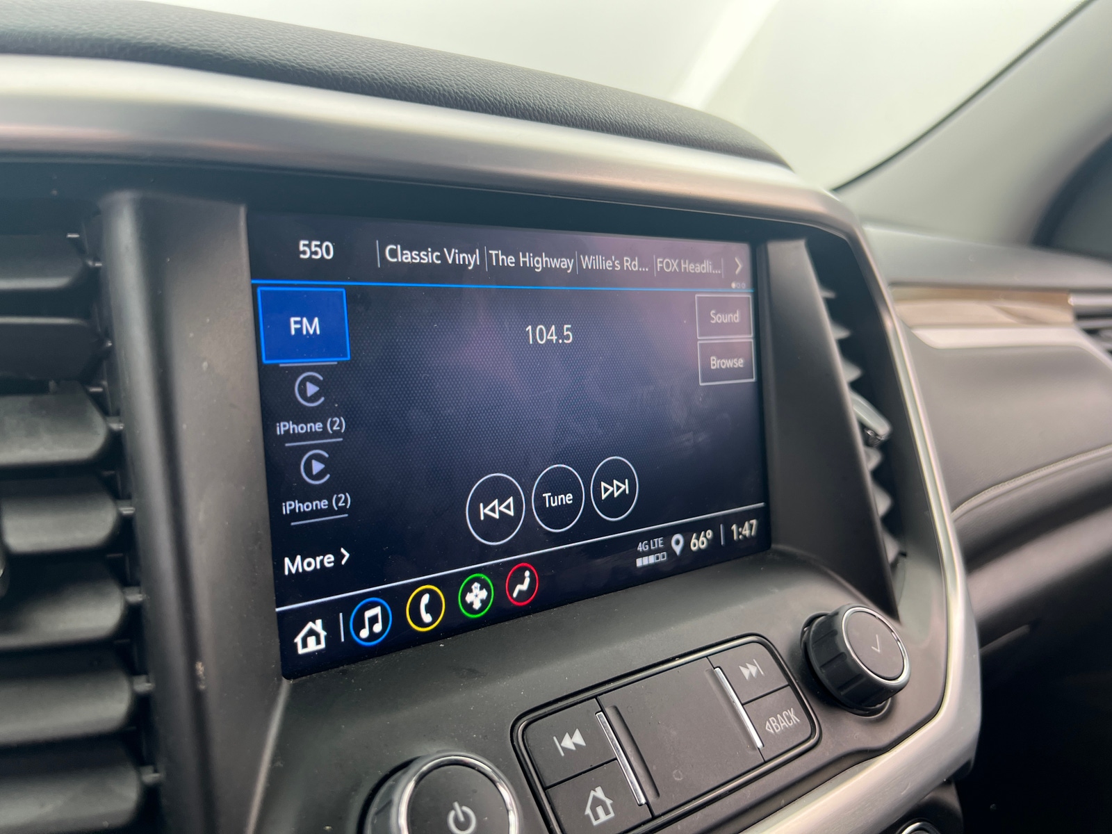 Thumbnail: 2023 GMC Acadia - 4