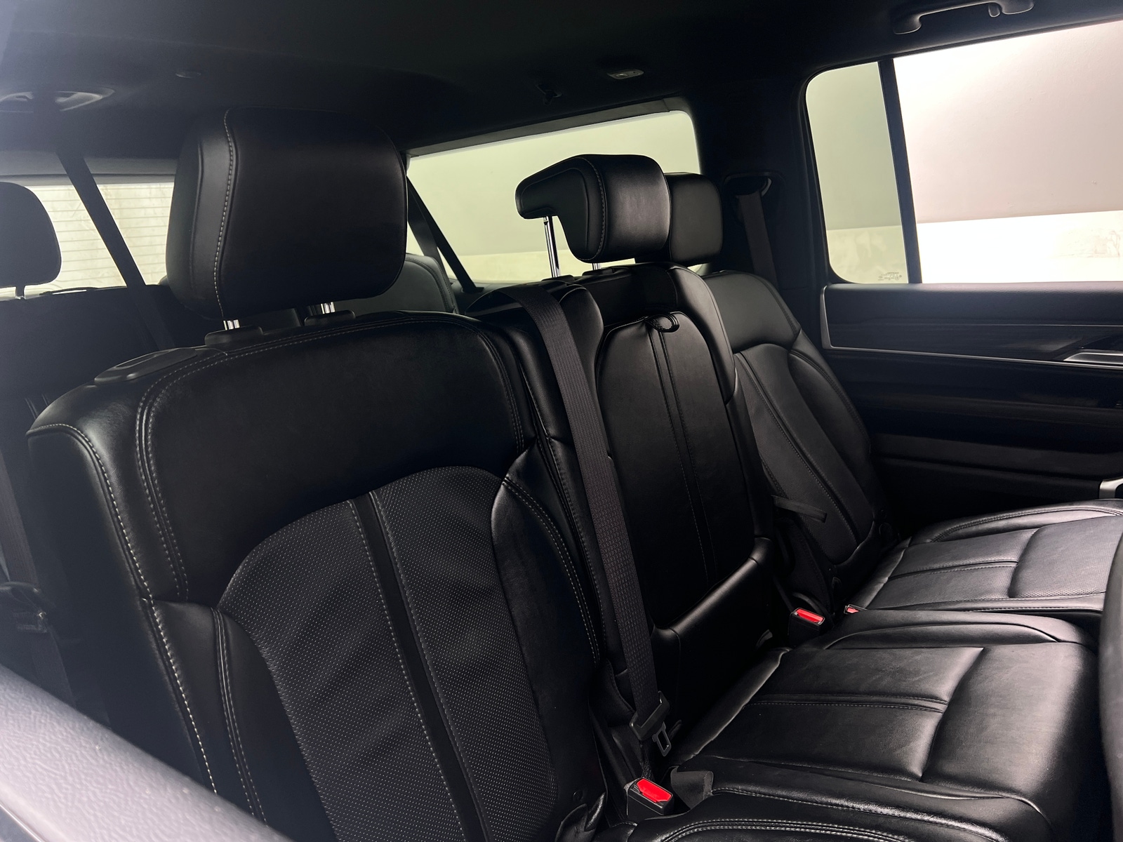 Thumbnail: 2024 Jeep Wagoneer - 5