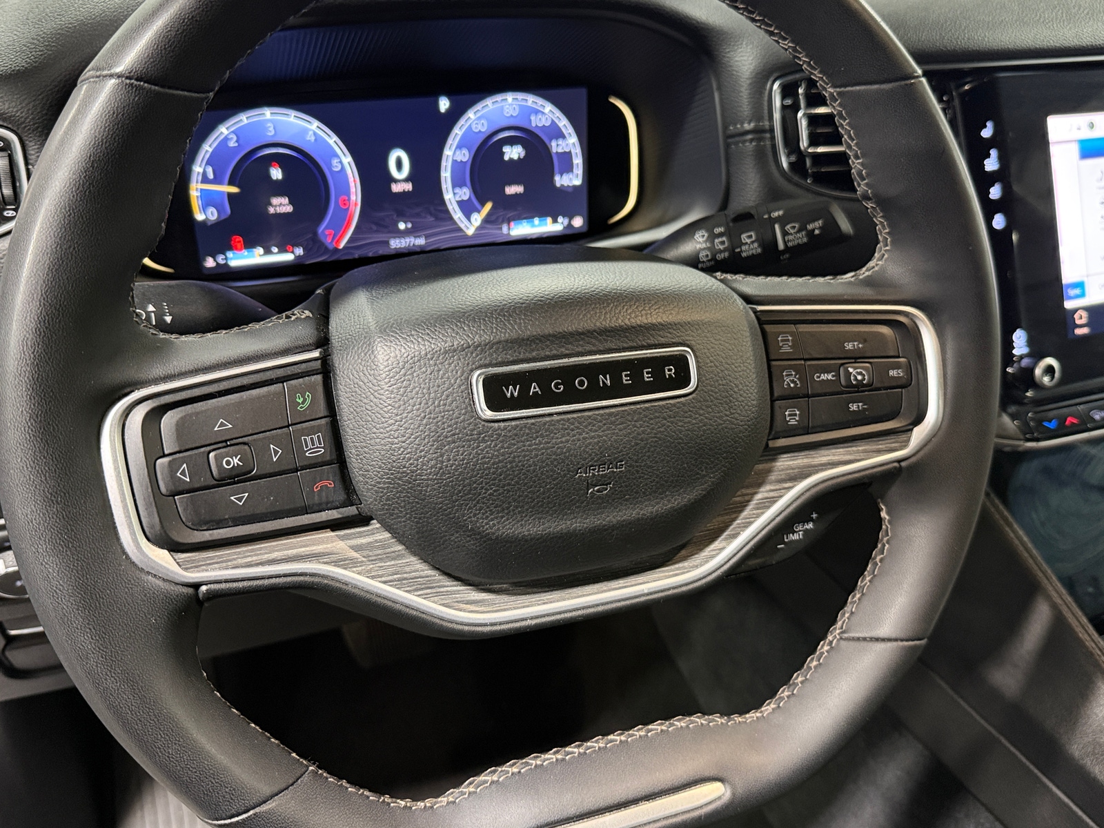 Thumbnail: 2024 Jeep Wagoneer - 4