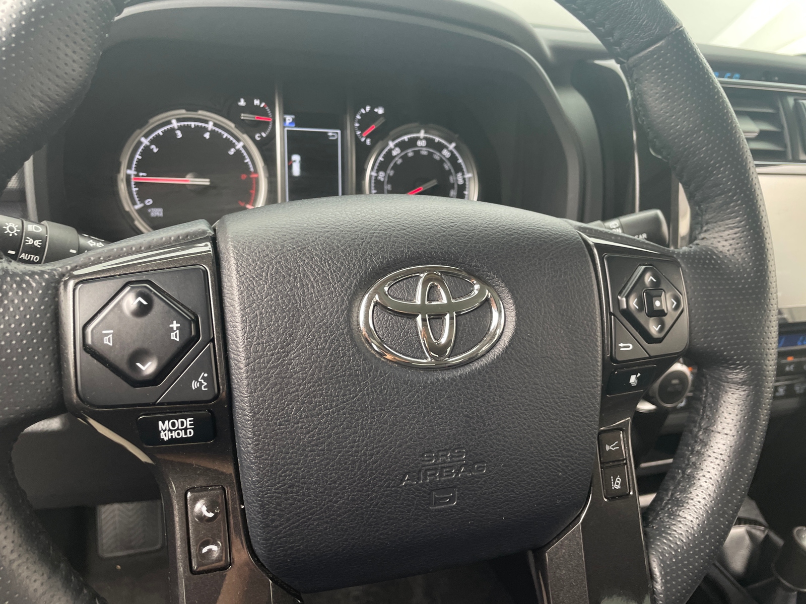 Thumbnail: 2023 Toyota 4Runner - 4