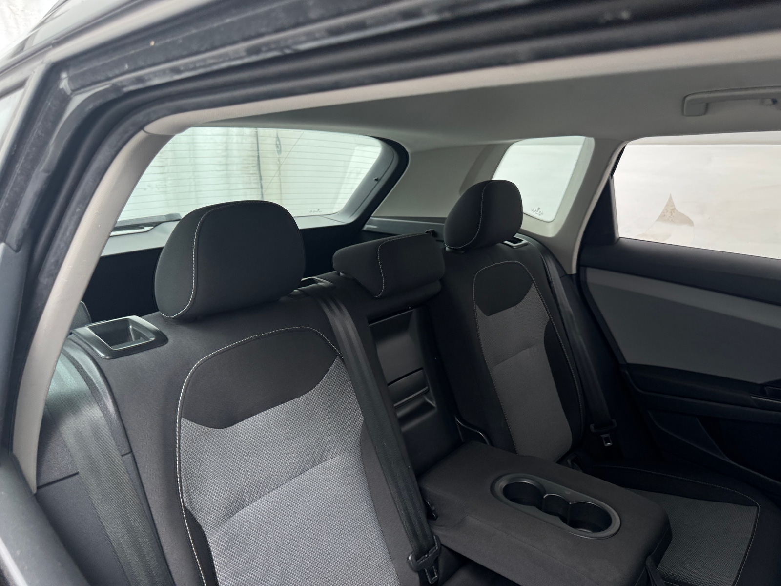 Thumbnail: 2022 Volkswagen Taos - 6