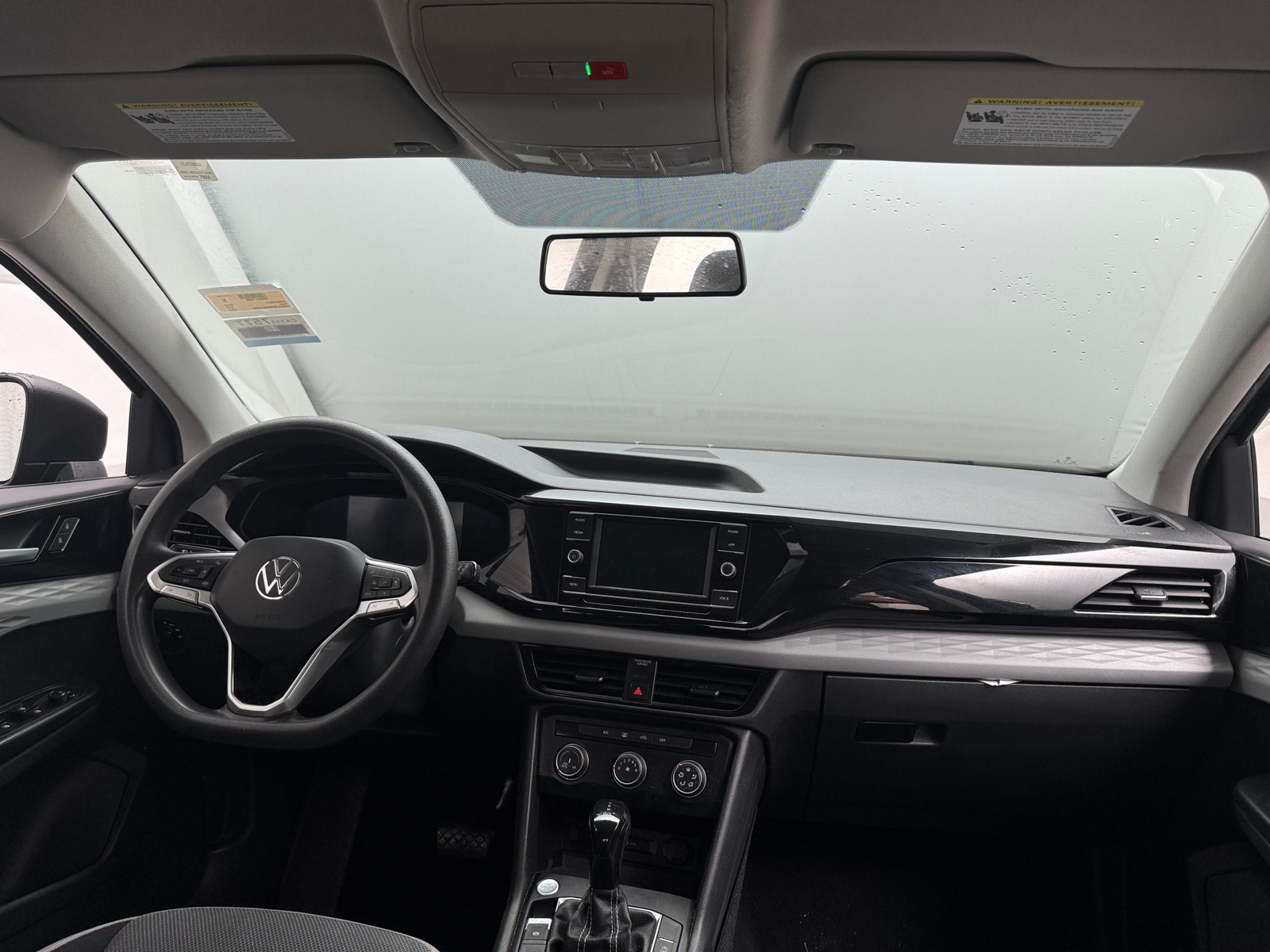 Thumbnail: 2022 Volkswagen Taos - 3