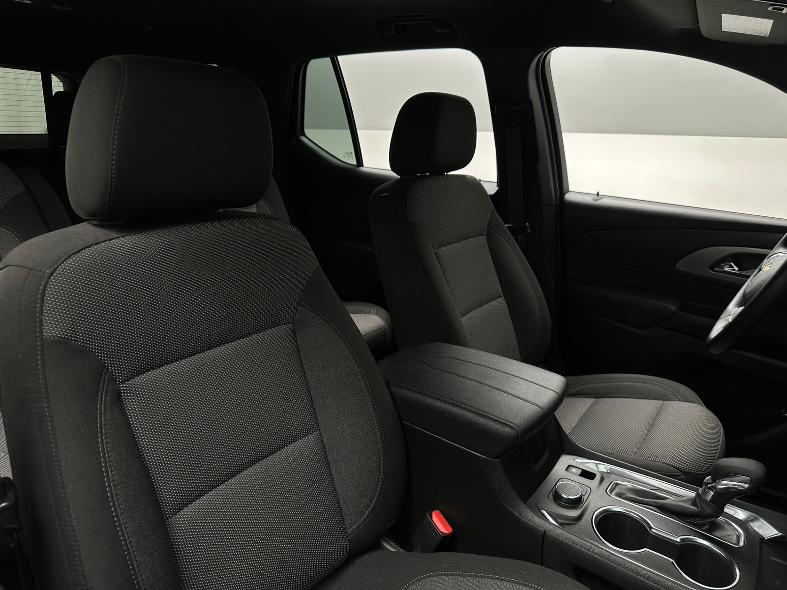 Thumbnail: 2023 Chevrolet Traverse - 2