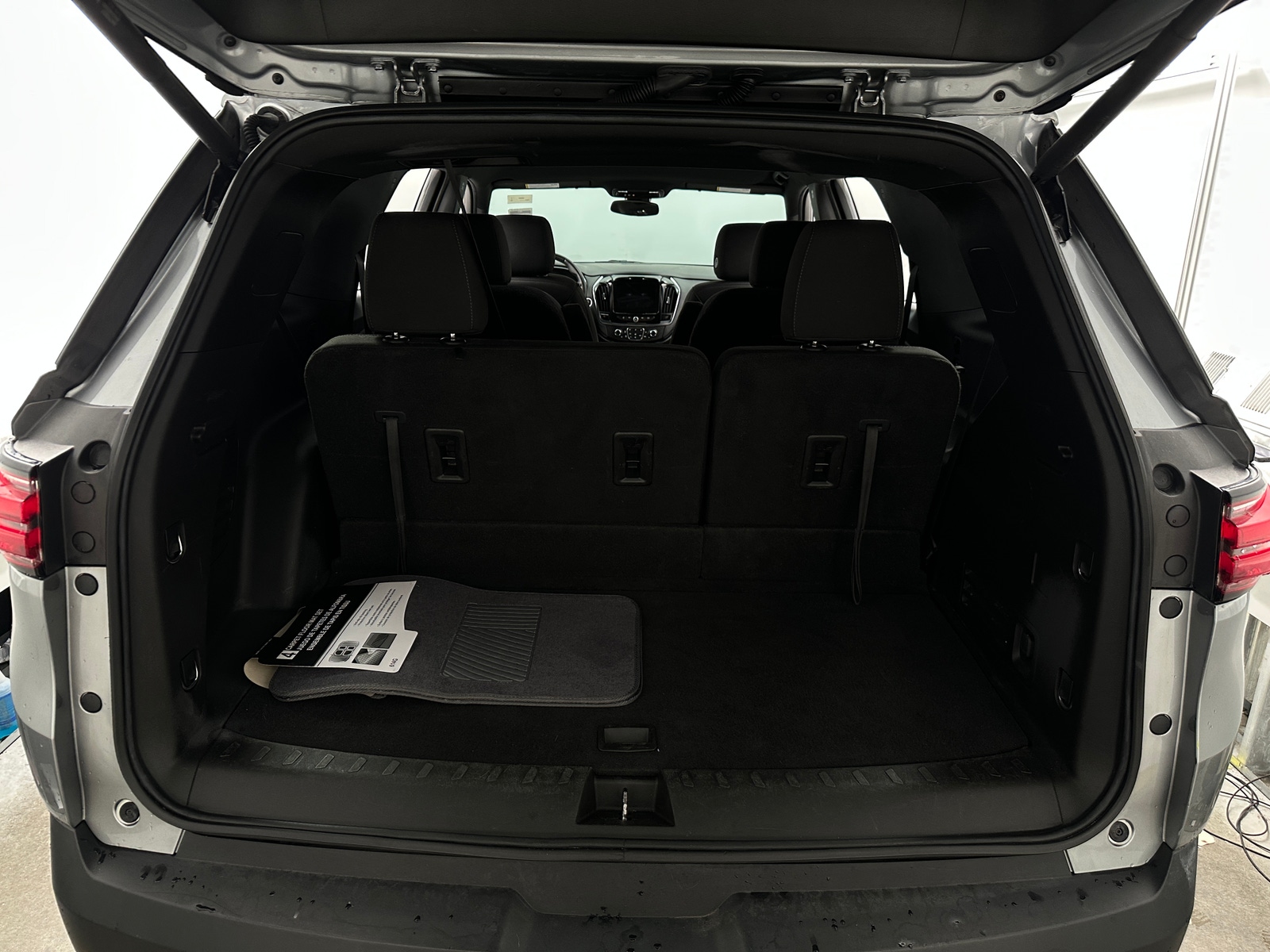 Thumbnail: 2023 Chevrolet Traverse - 7