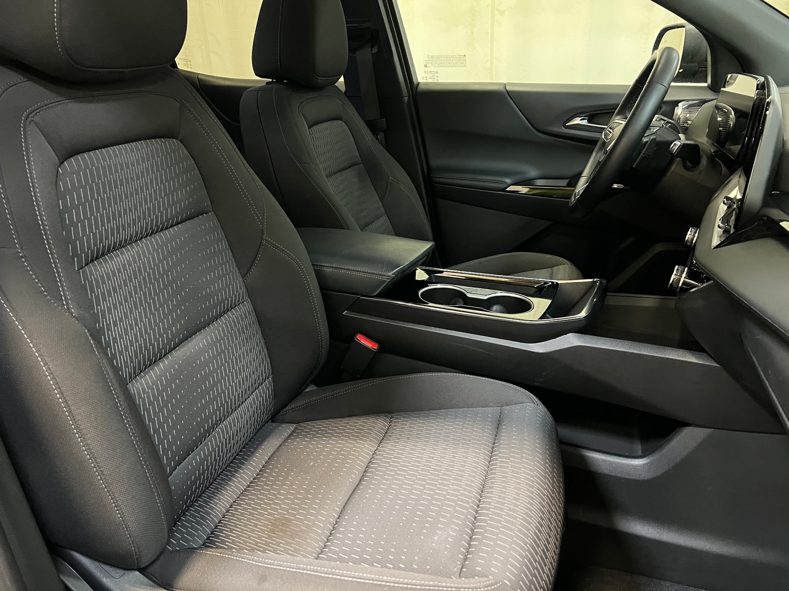 Thumbnail: 2025 Chevrolet Equinox - 2