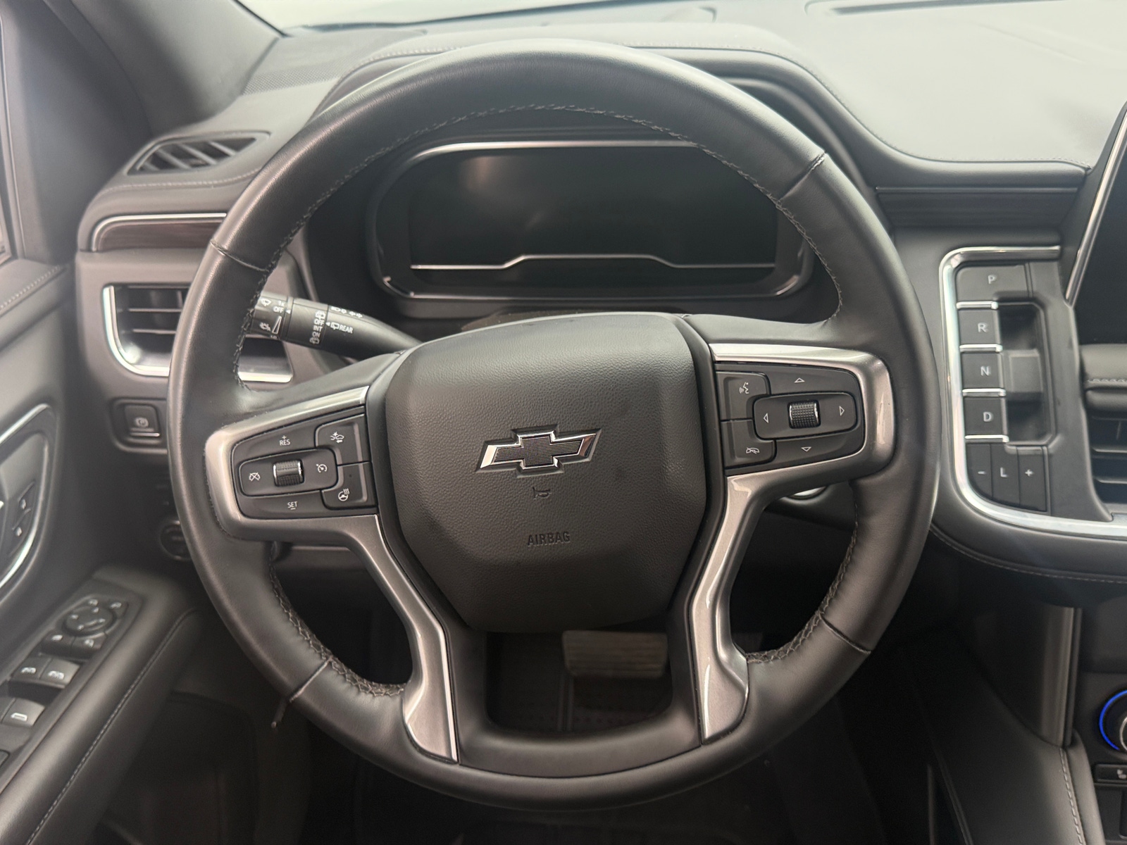 Thumbnail: 2024 Chevrolet Tahoe - 4