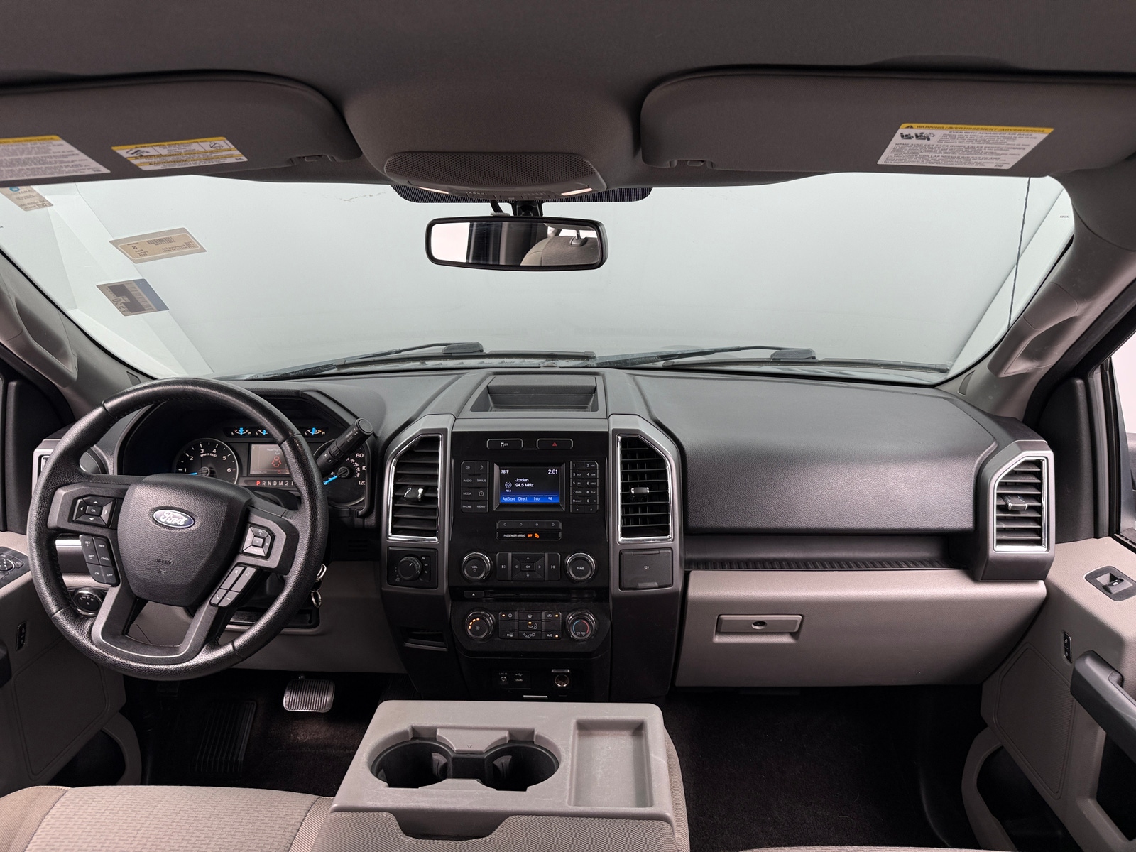 Thumbnail: 2015 Ford Econoline - 3