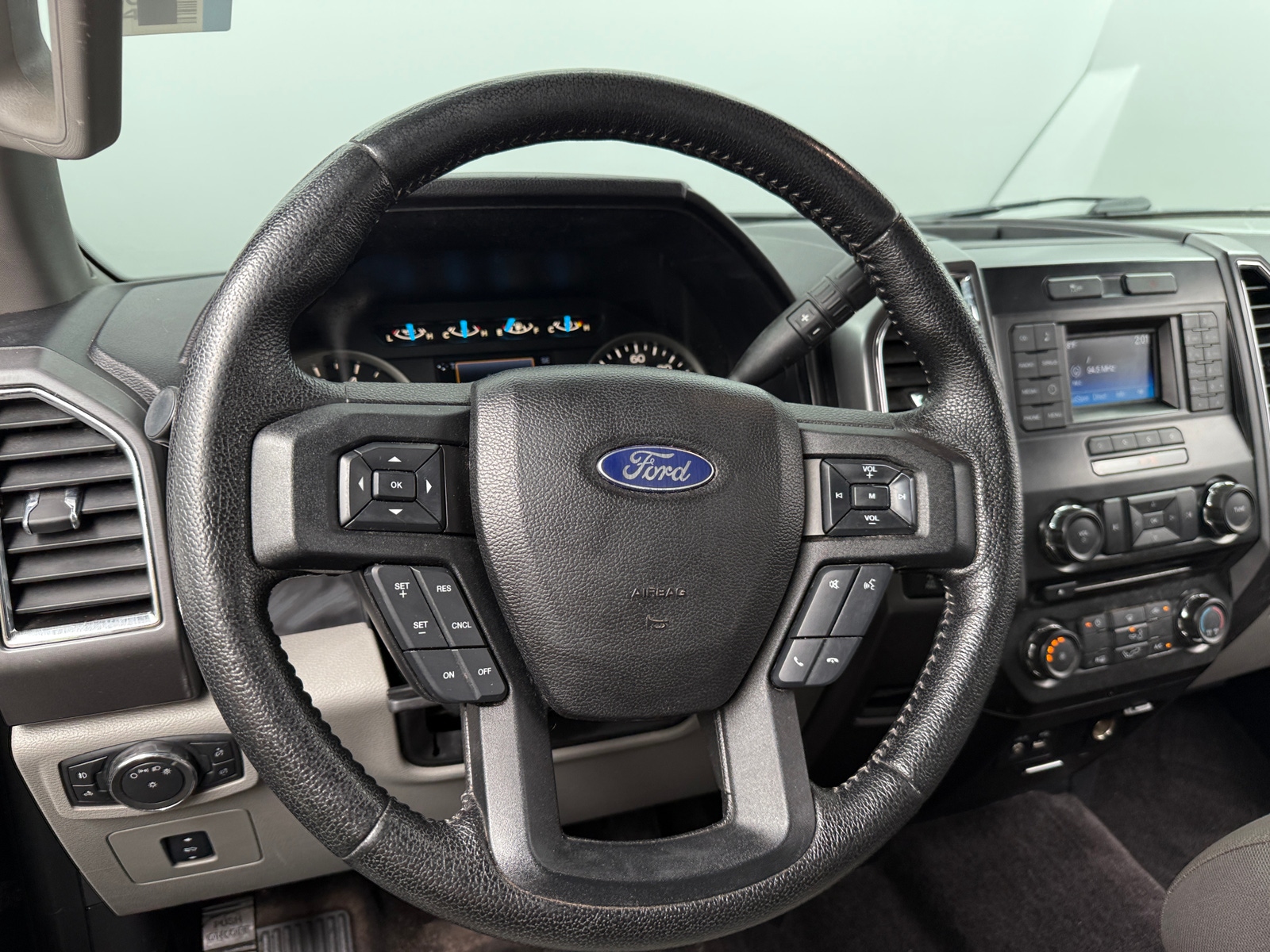 Thumbnail: 2015 Ford Econoline - 5