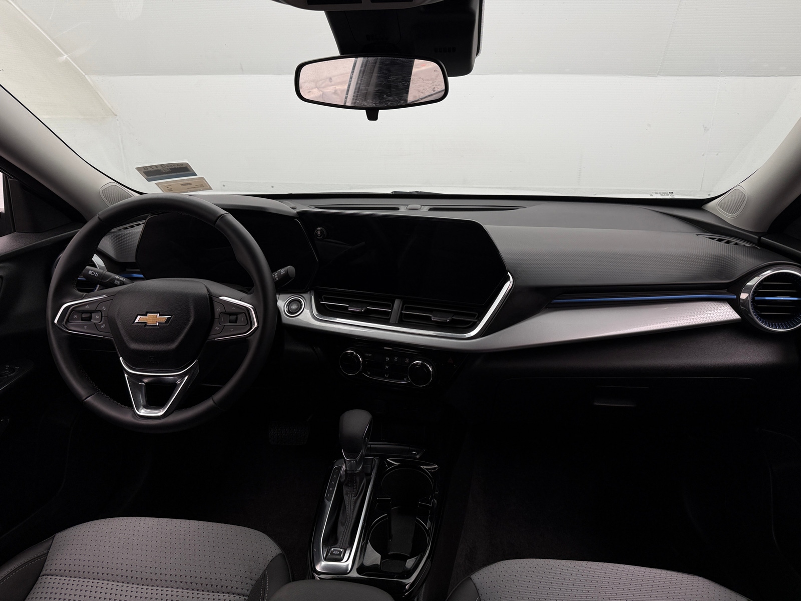 Thumbnail: 2024 Chevrolet Trax - 3