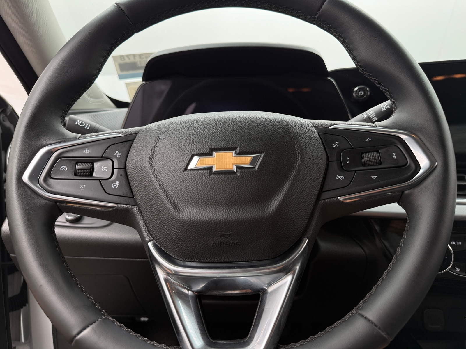 Thumbnail: 2024 Chevrolet Trax - 5