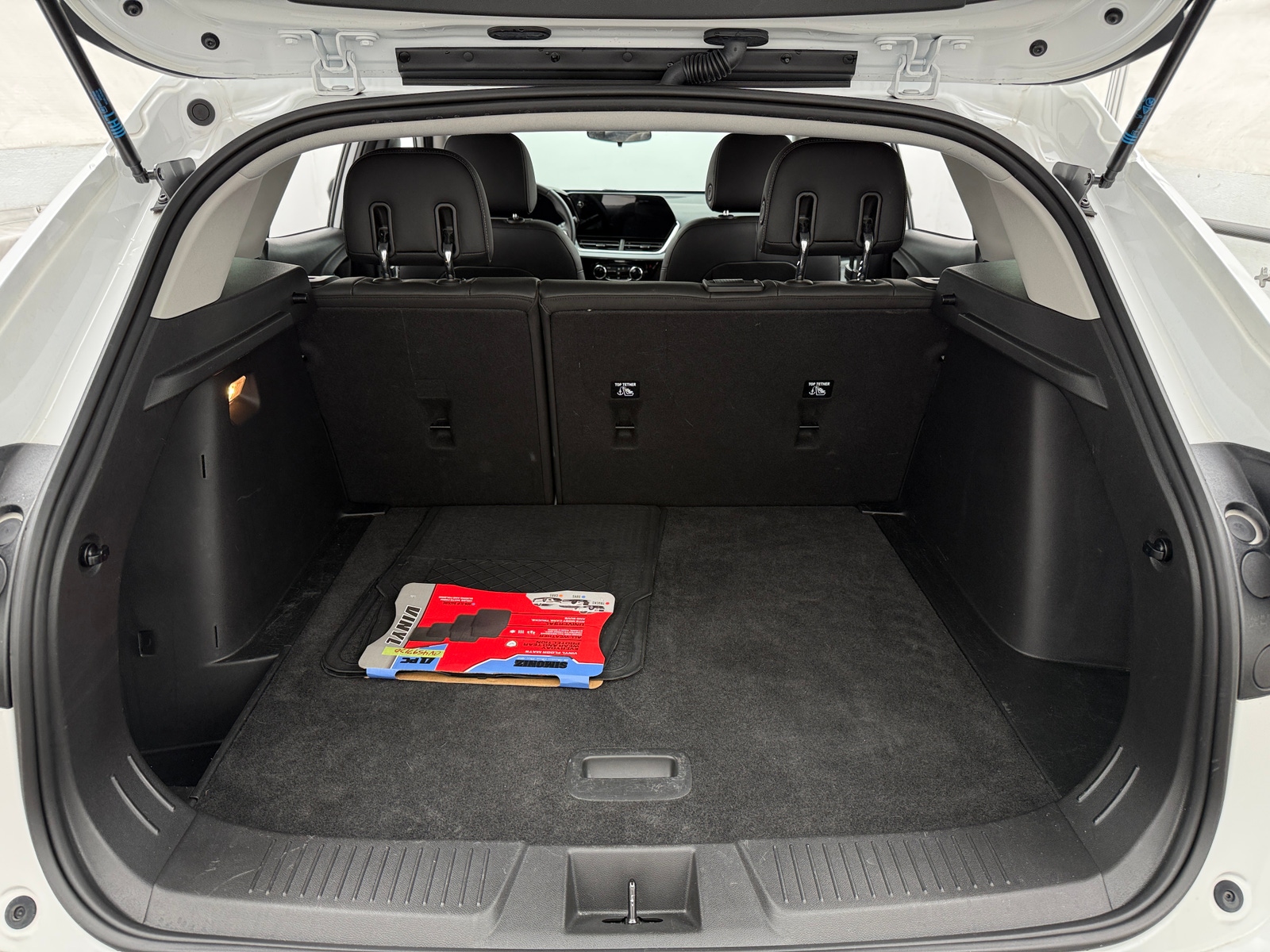 Thumbnail: 2024 Chevrolet Trax - 7