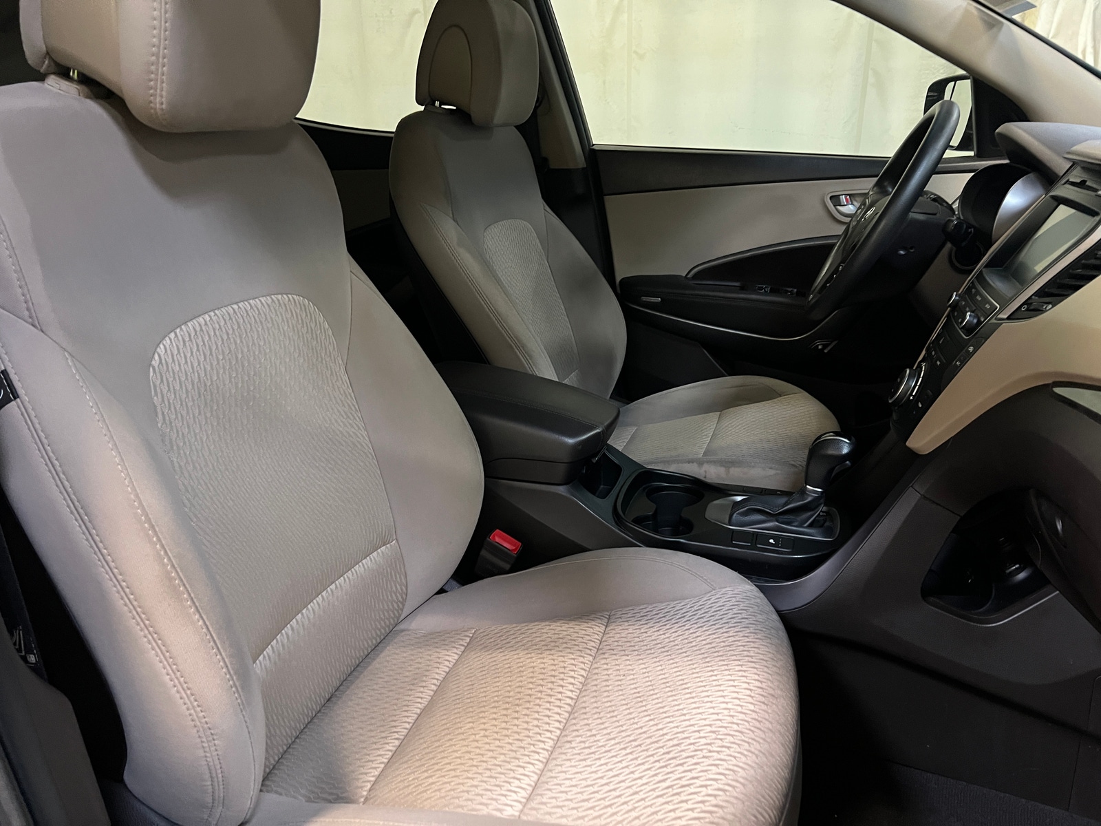Thumbnail: 2018 Hyundai Santa Fe - 2