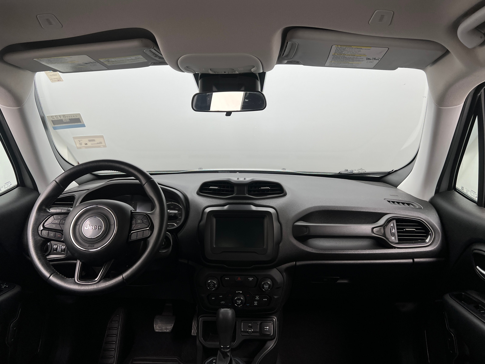 Thumbnail: 2019 Jeep Renegade - 3
