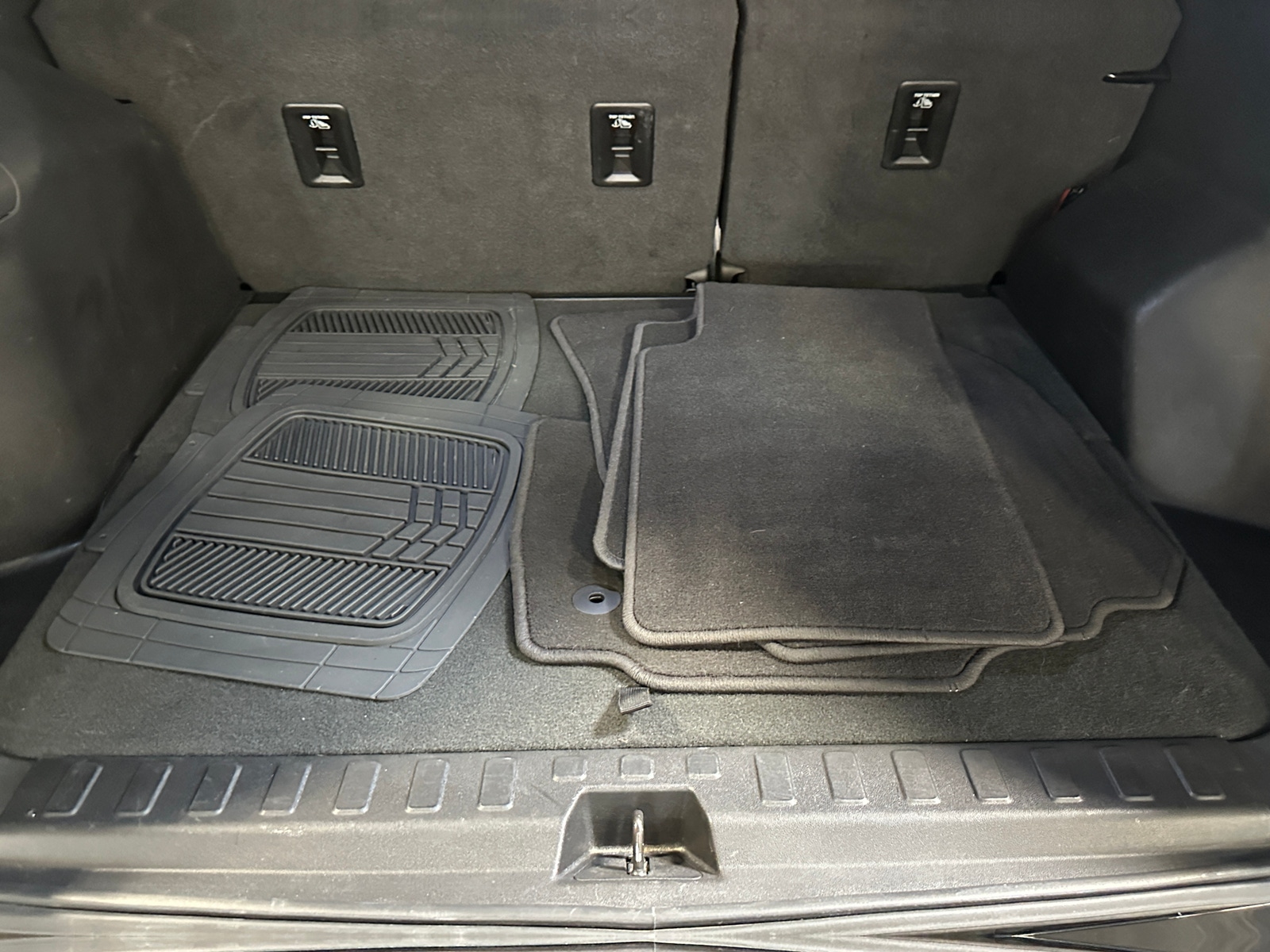 Thumbnail: 2019 Chevrolet Equinox - 7