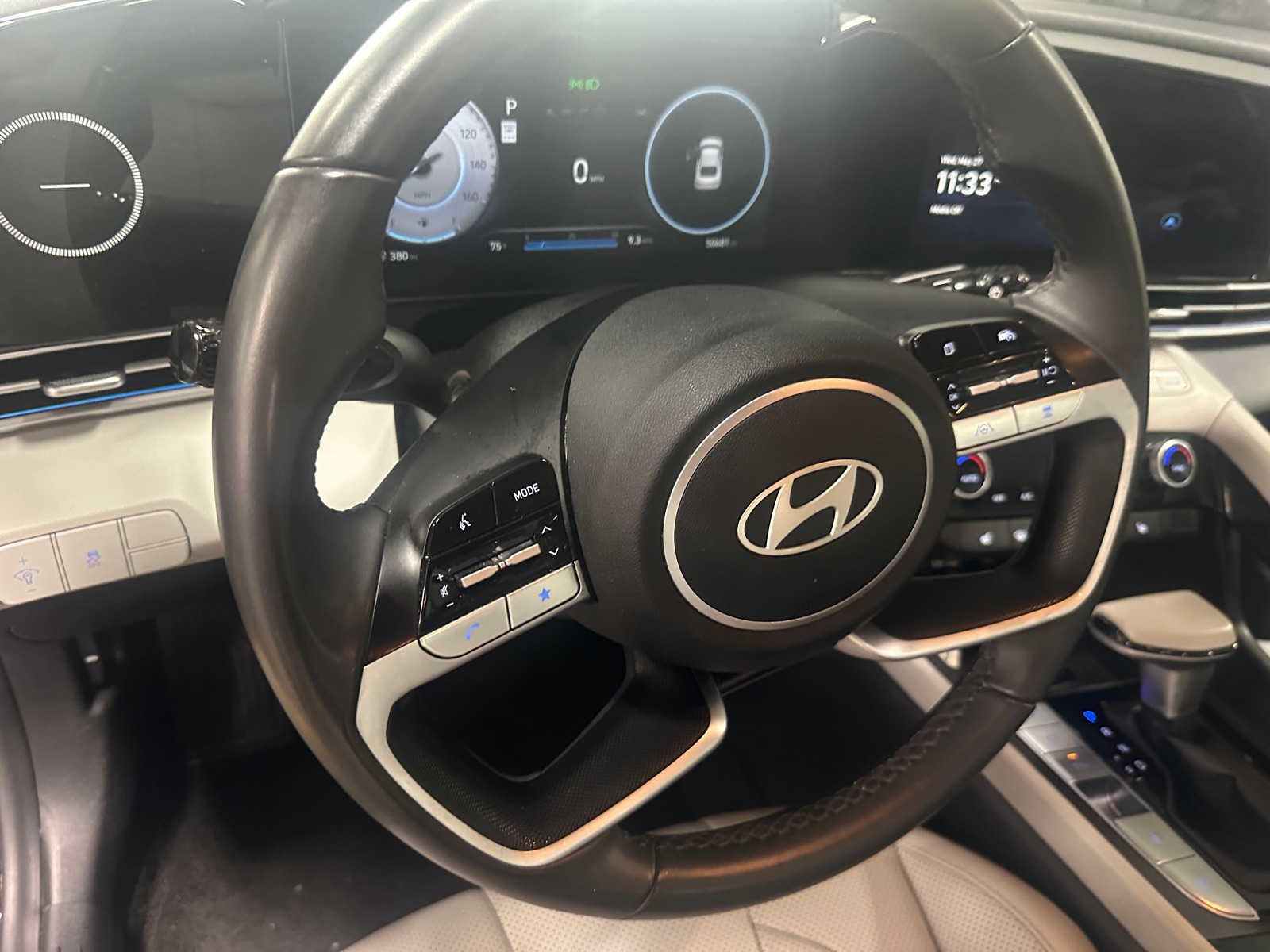 Thumbnail: 2024 Hyundai Elantra - 4