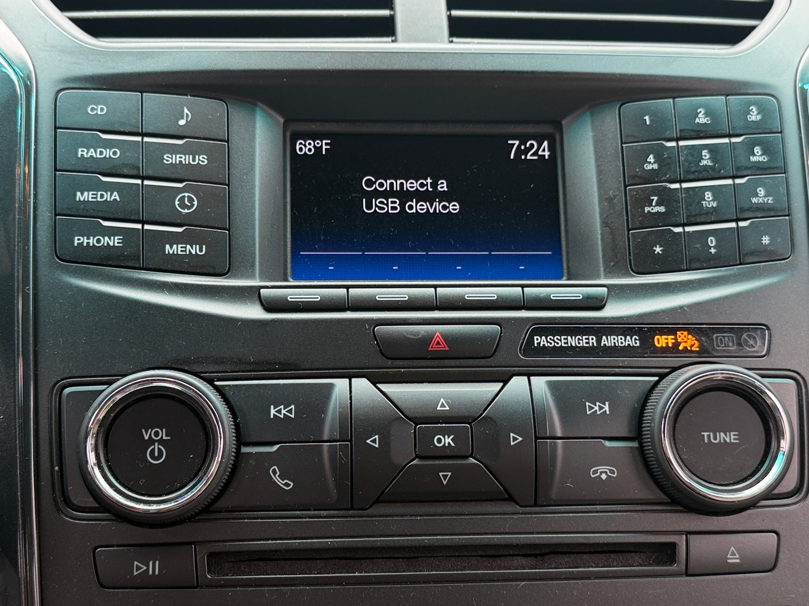 Thumbnail: 2016 Ford Explorer - 4