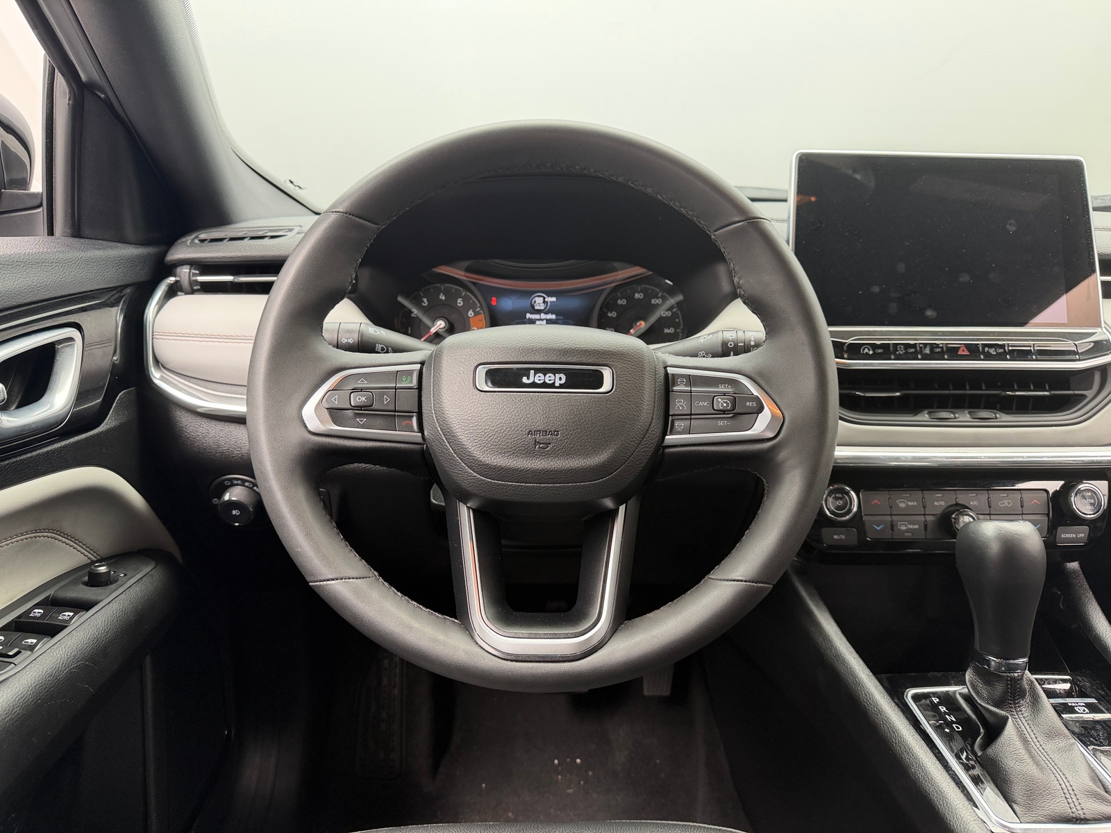 Thumbnail: 2023 Jeep Compass - 4