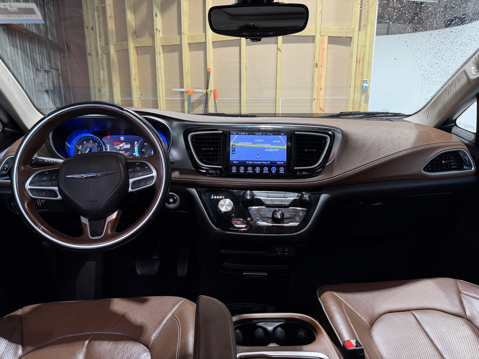 Thumbnail: 2017 Chrysler Pacifica - 2