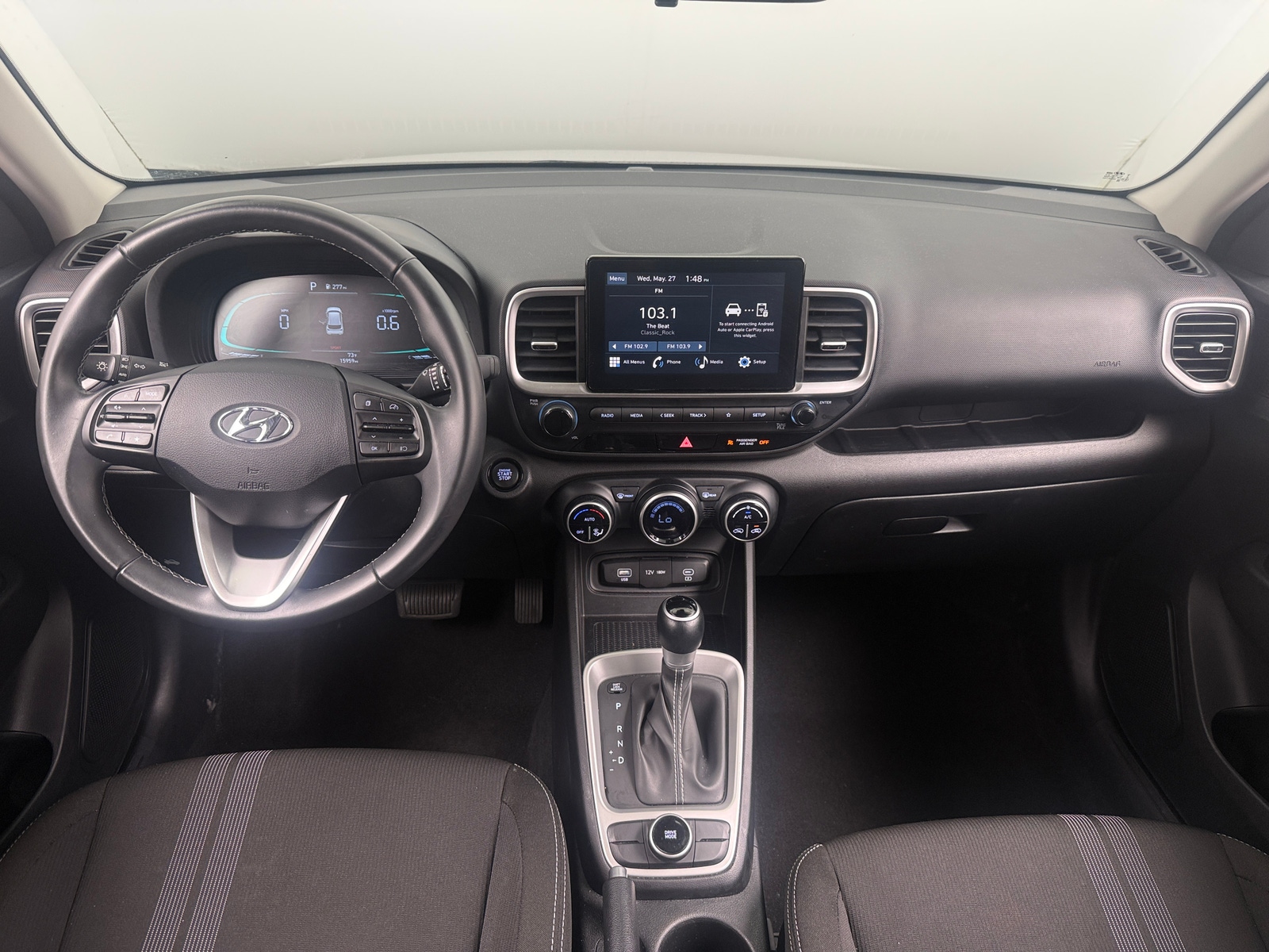 Thumbnail: 2025 Hyundai Venue - 3