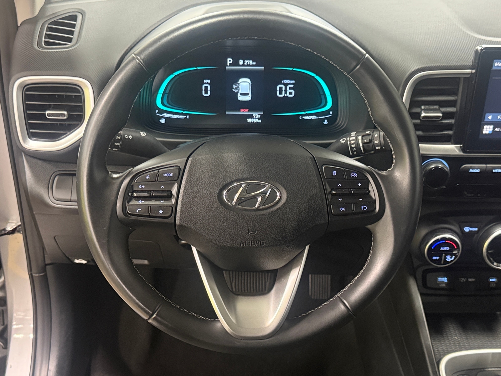 Thumbnail: 2025 Hyundai Venue - 5