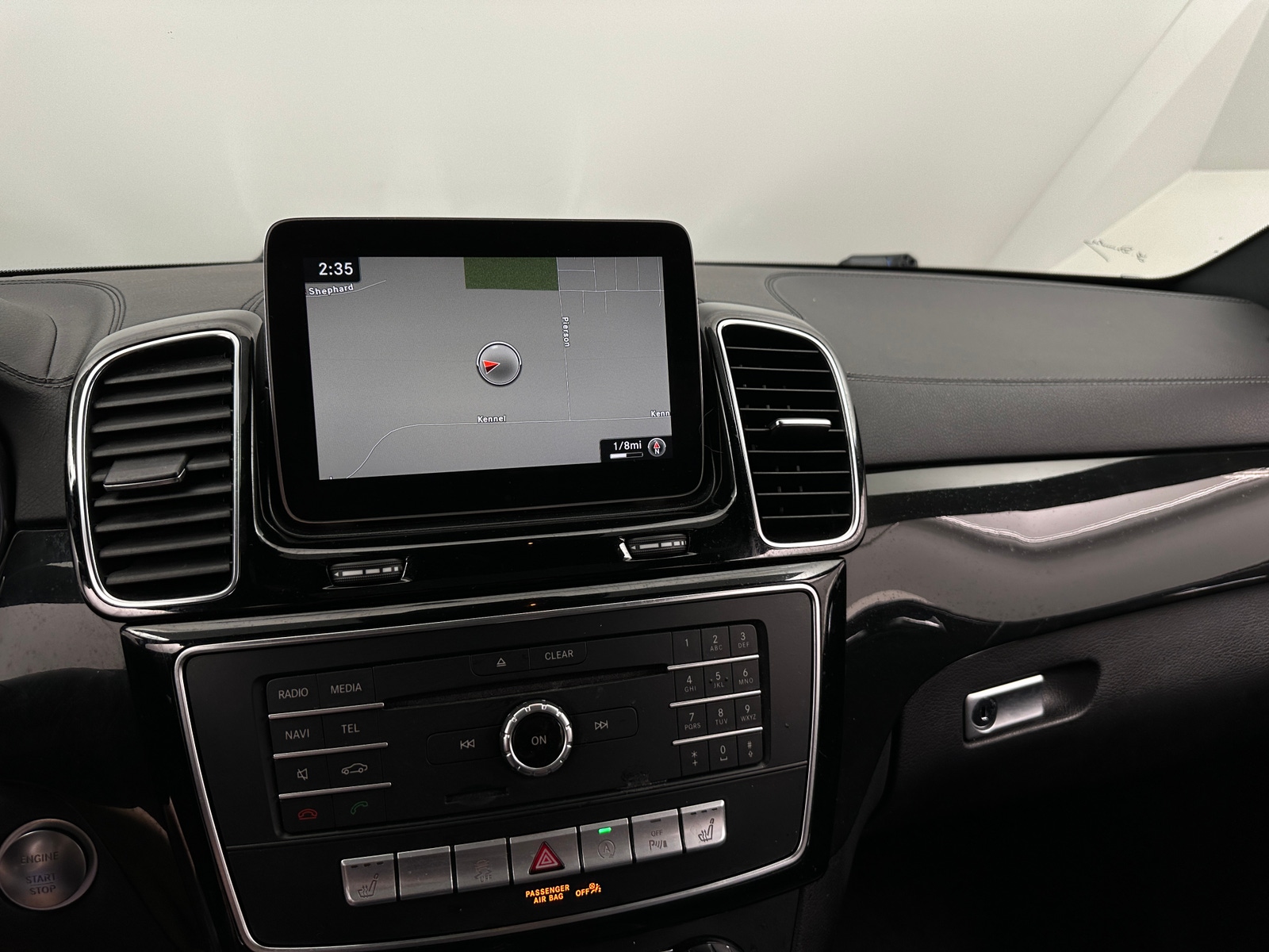 Thumbnail: 2019 Mercedes-Benz GLS - 3
