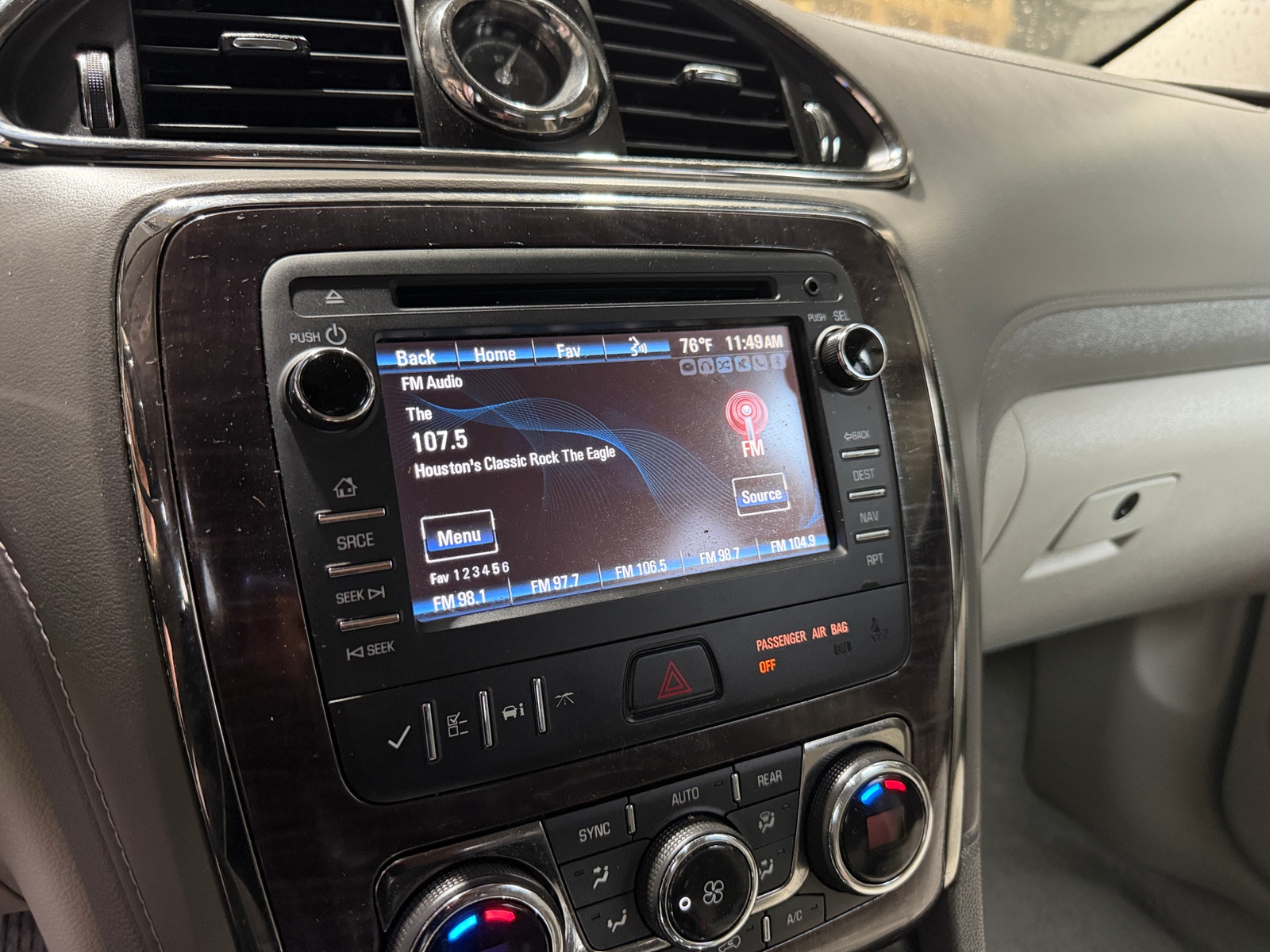Thumbnail: 2015 Buick Enclave - 3