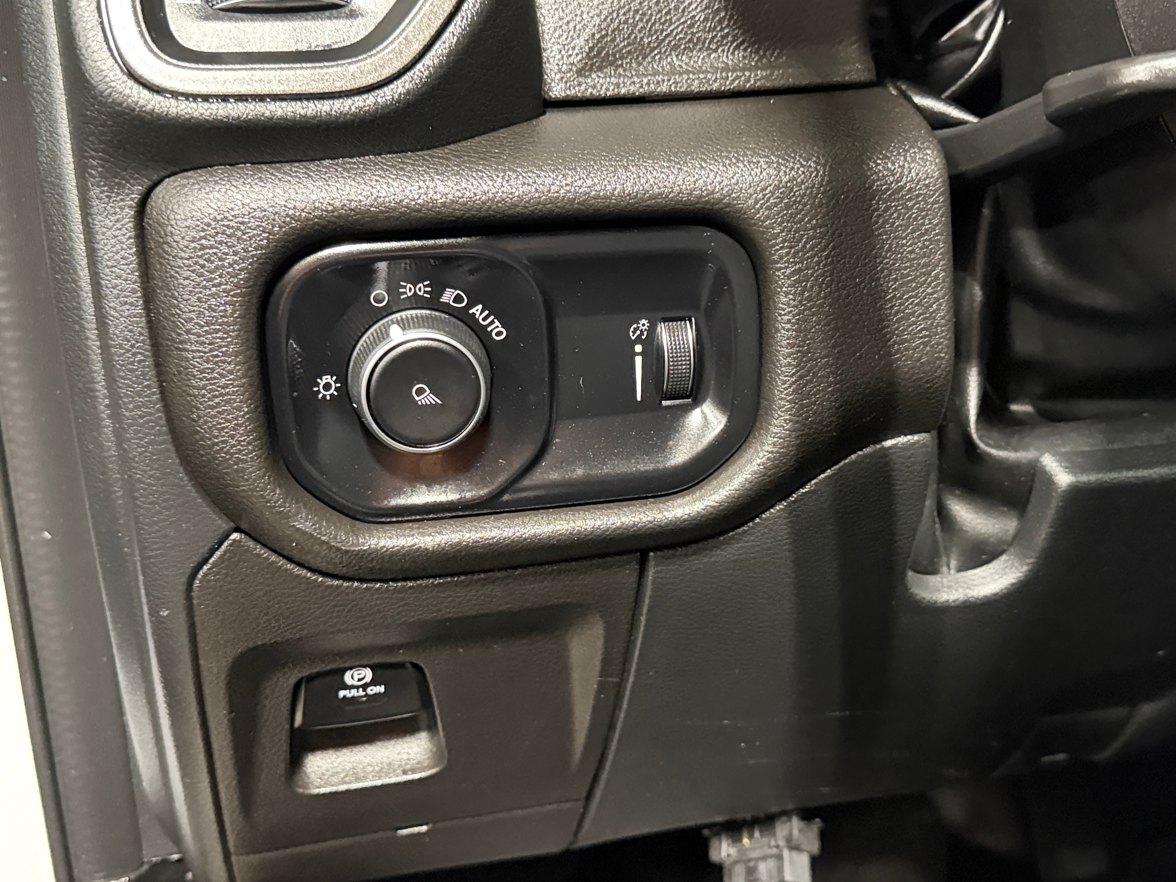 2022 RAM Ram 1500 Pickup Tradesman - Photo 9