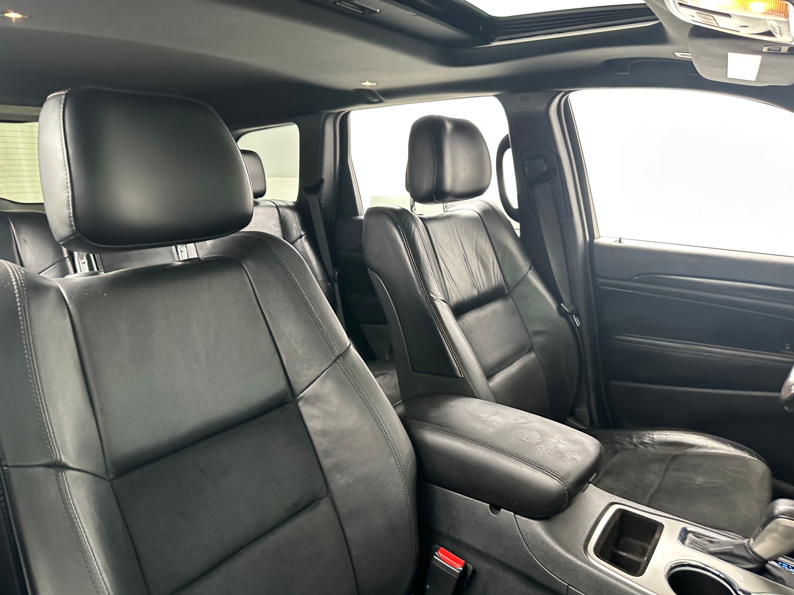 Thumbnail: 2017 Jeep Grand Cherokee - 2