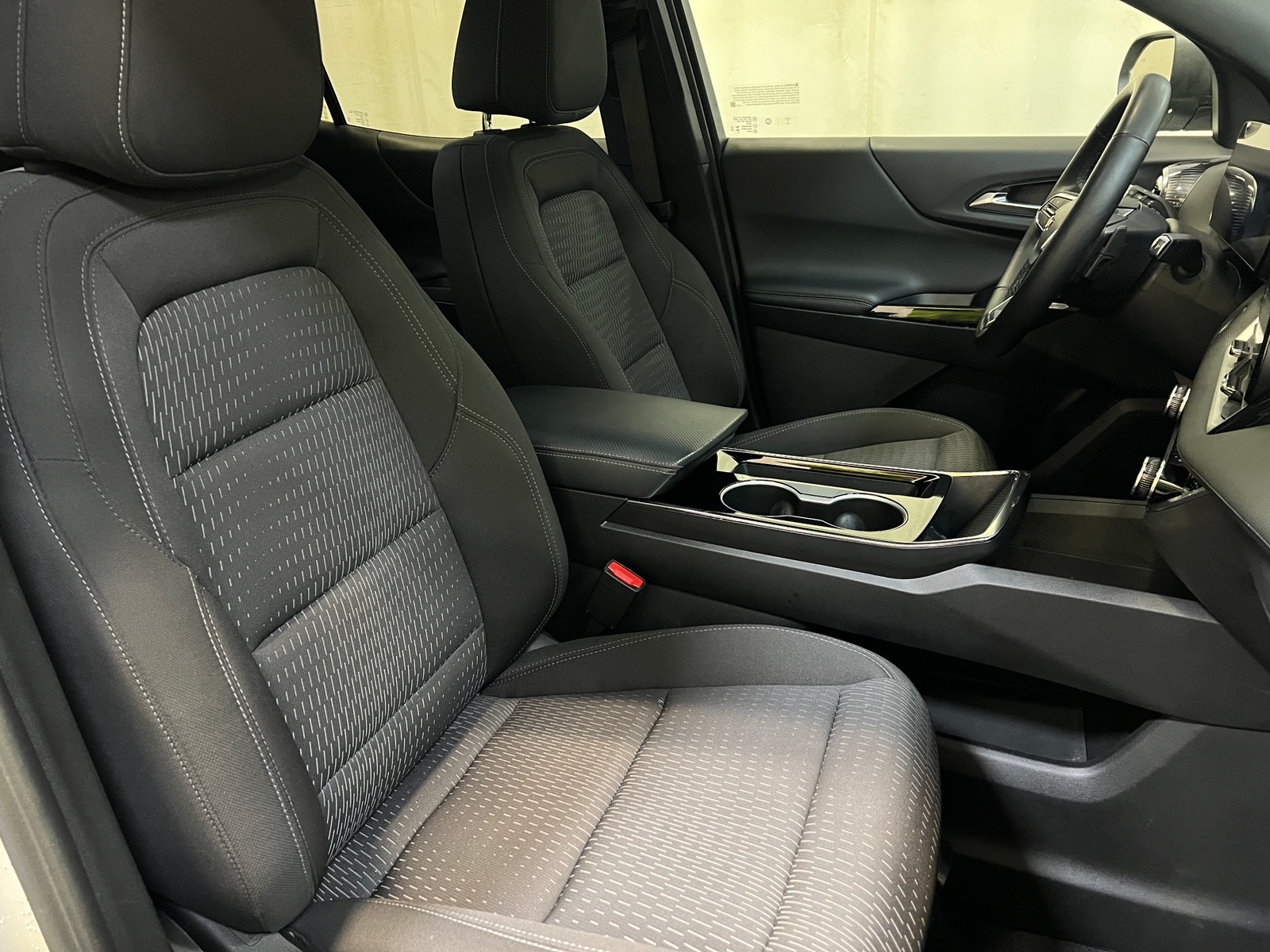 Thumbnail: 2025 Chevrolet Equinox - 2